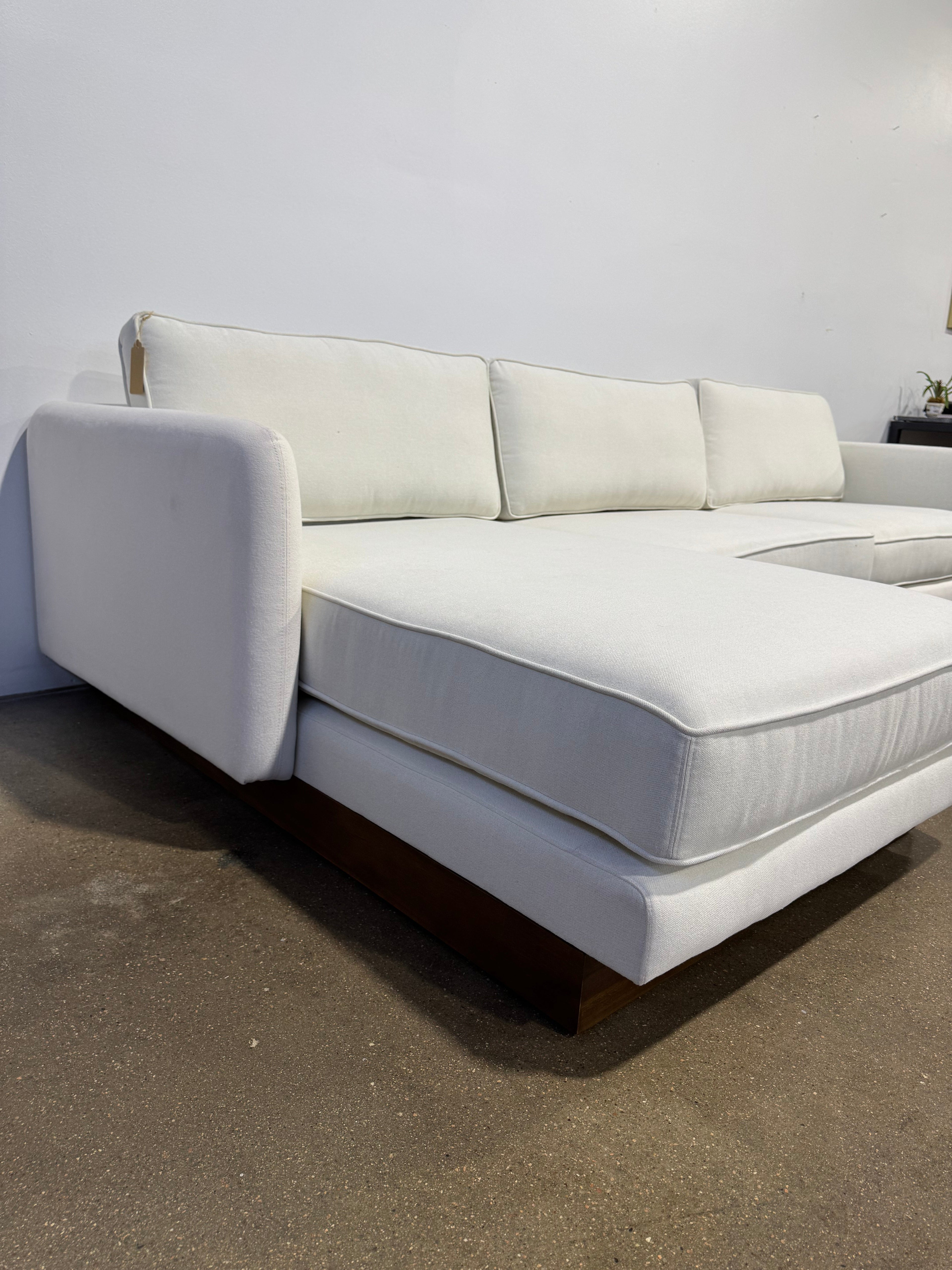 Moe's Home Collection Vernon Sectional, Left - Image 7