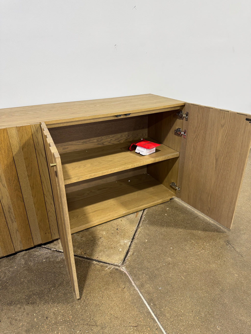 Moe's Vermentino Sideboard Oak - Image 7