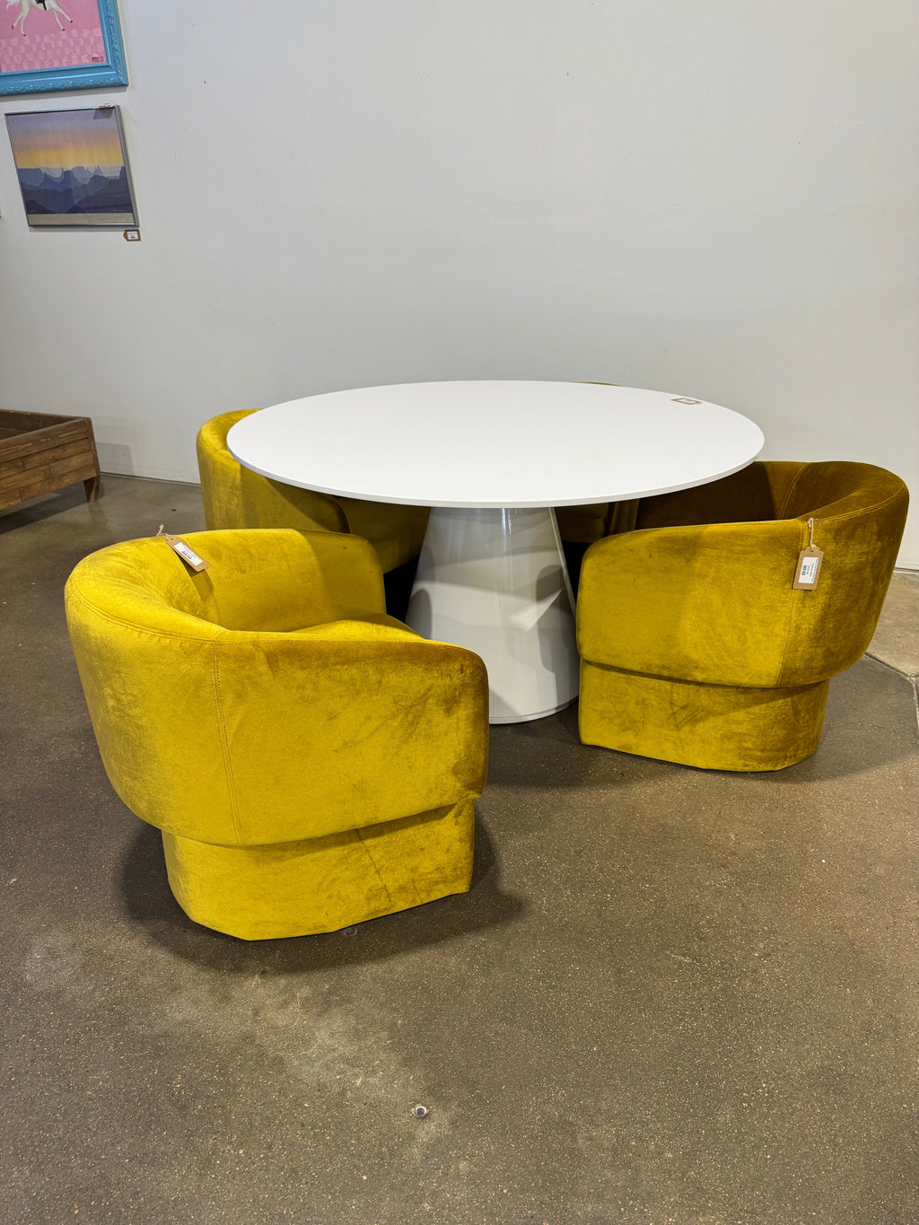 Moe's Home Collection Otago Dining Table, 54" Round - Image 3