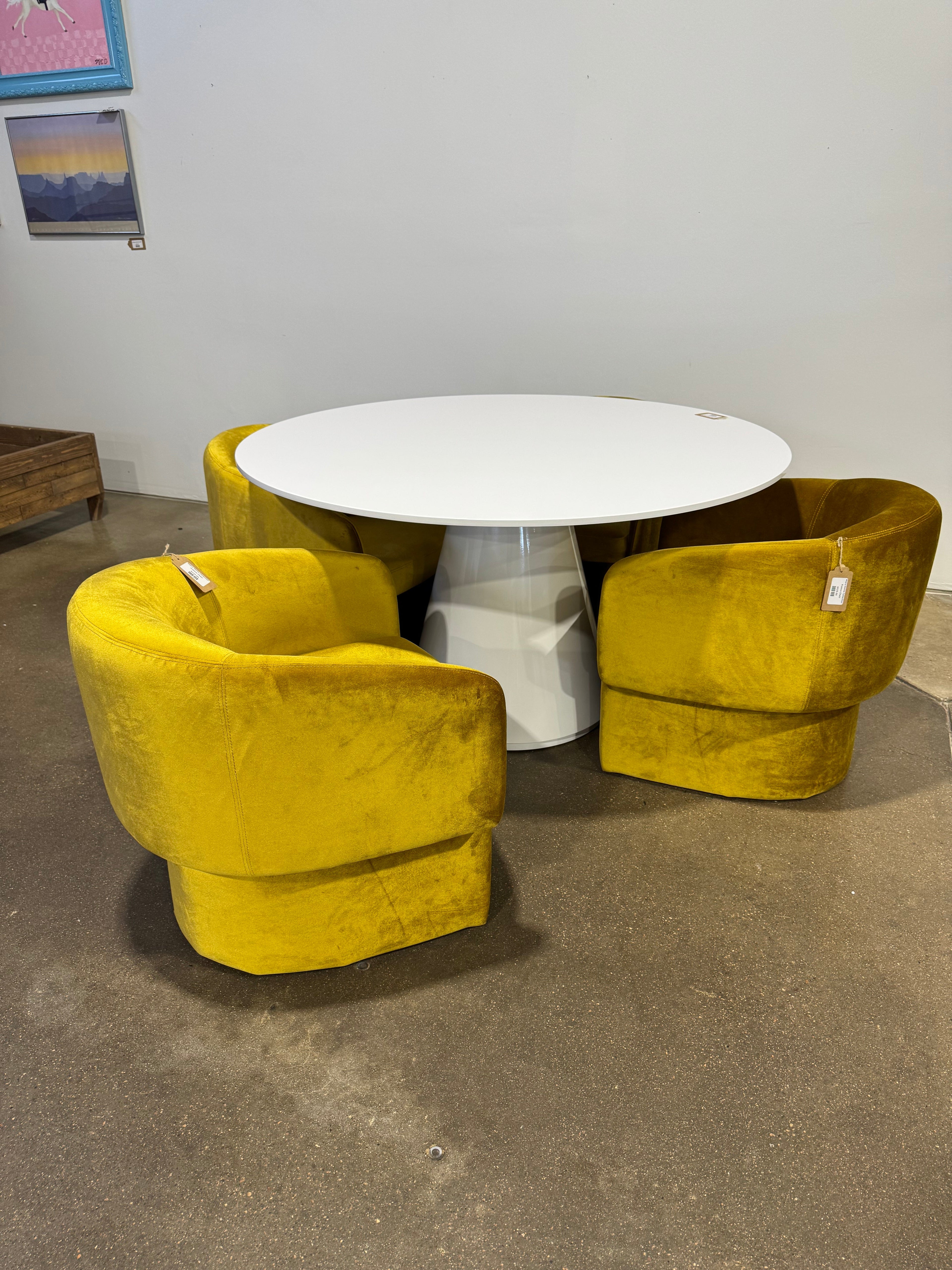 Moe's Home Collection Otago Dining Table, 54" Round - Image 3
