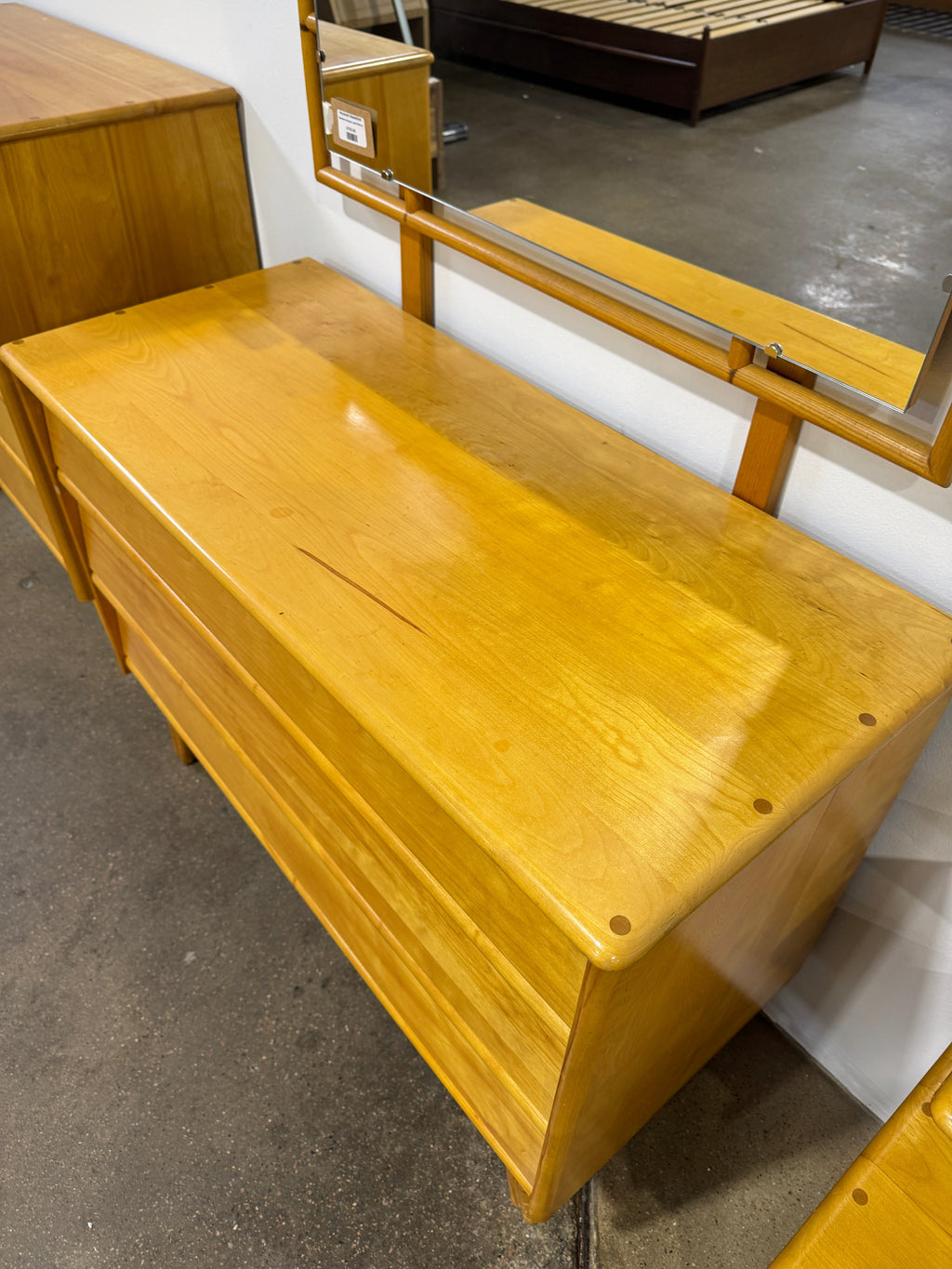 Heywood Wakefield Bamboo Dresser with Mirror - Image 4