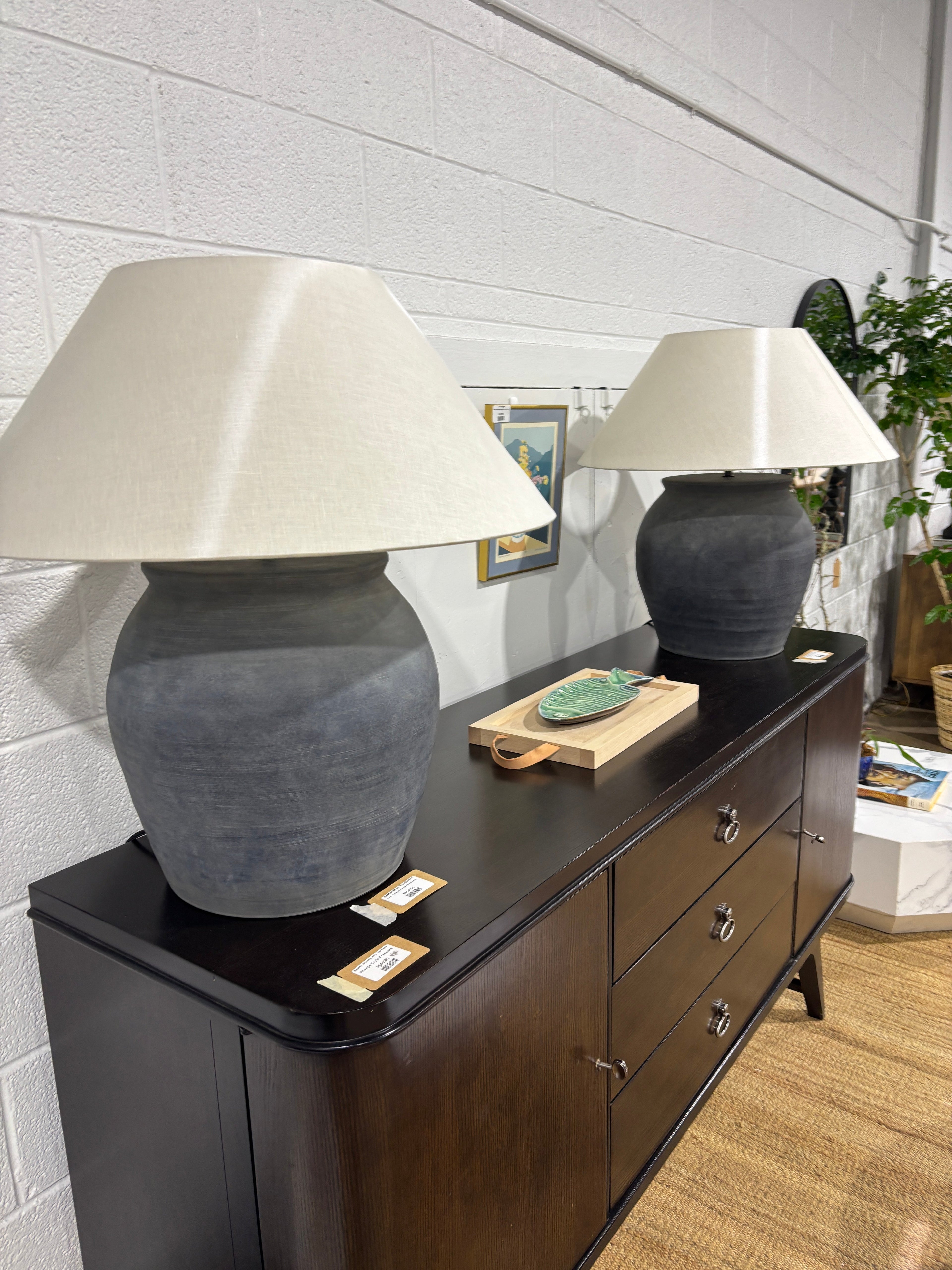 Restoration Hardware Terra Cotta Chinese Jar Table Lamp (Copy) - Image 4