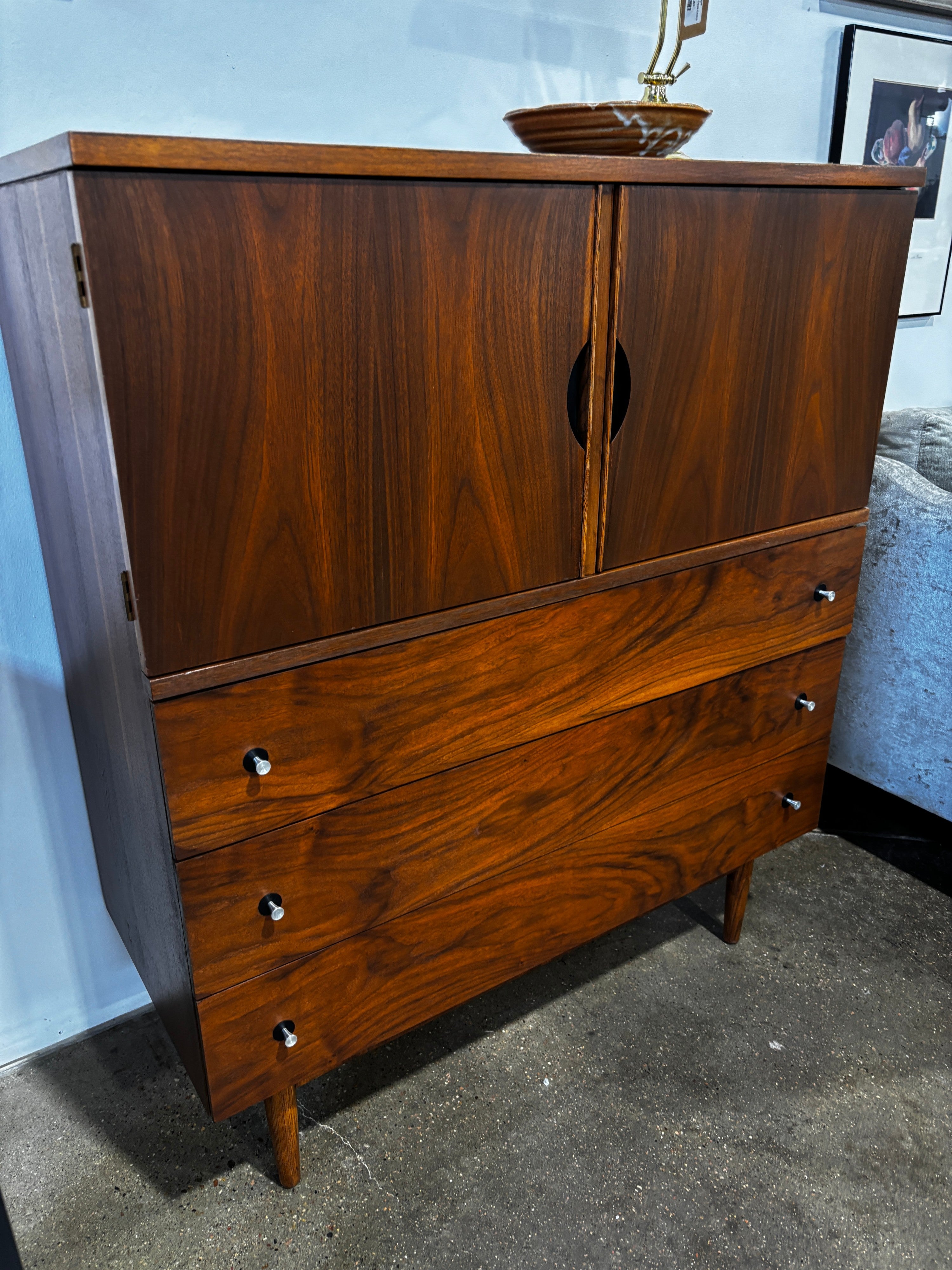 Vintage MCM Dresser Original Laminate Top - Rest is Refinished - Image 8