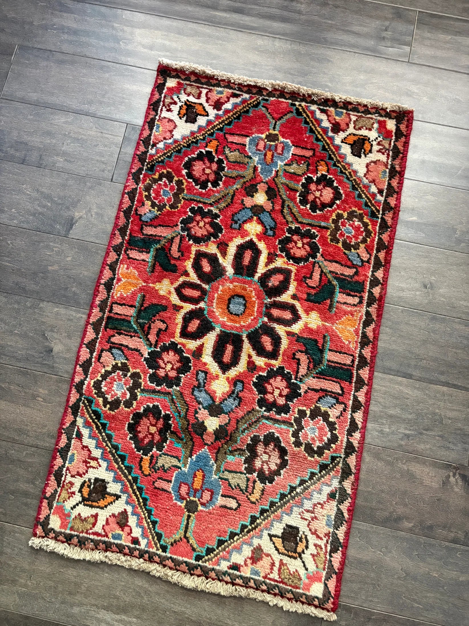 Golden Gal Rugs: Vintage Rug #227 - 3’0” x 1’8” - Image 2