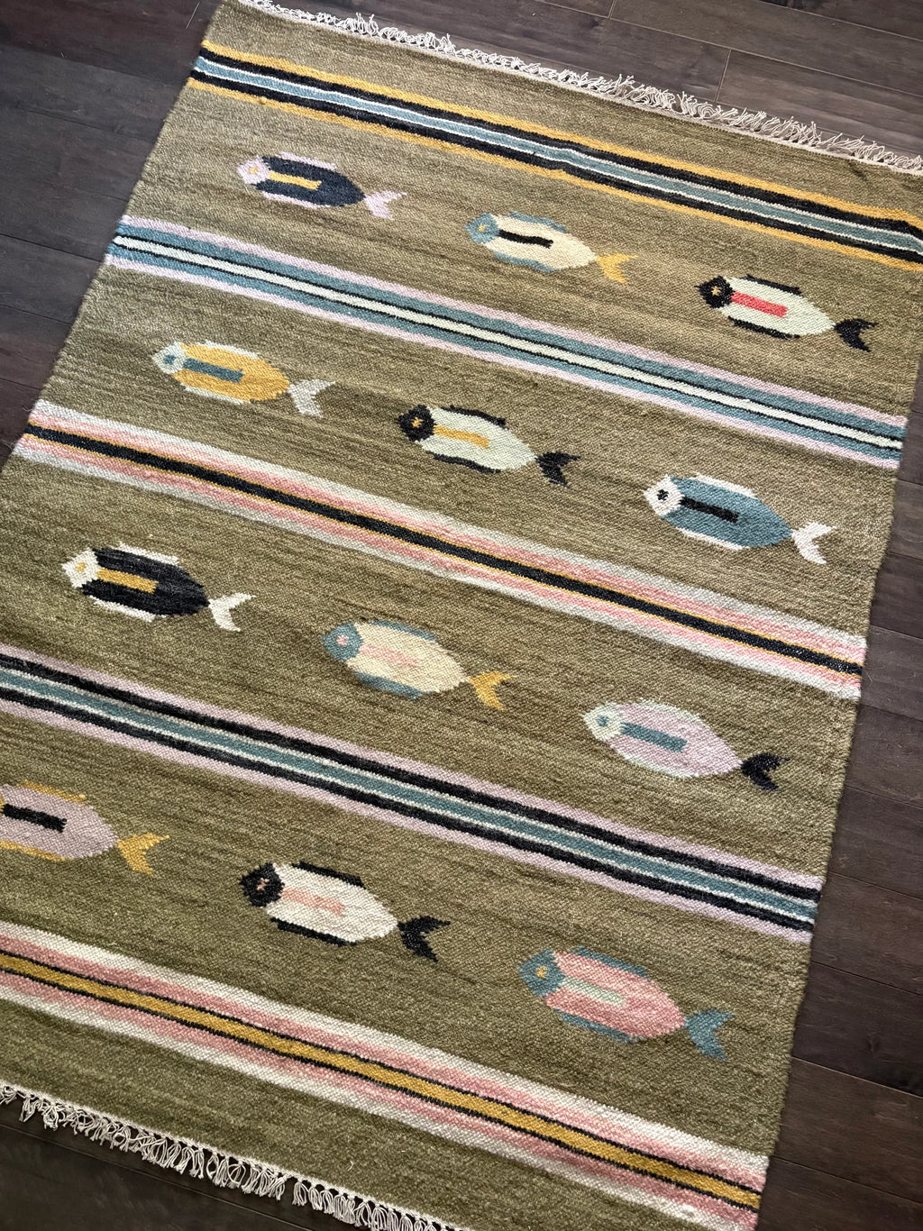 Golden Gal Rugs: Rug #225 - 6’0” x 4’5” - Image 2