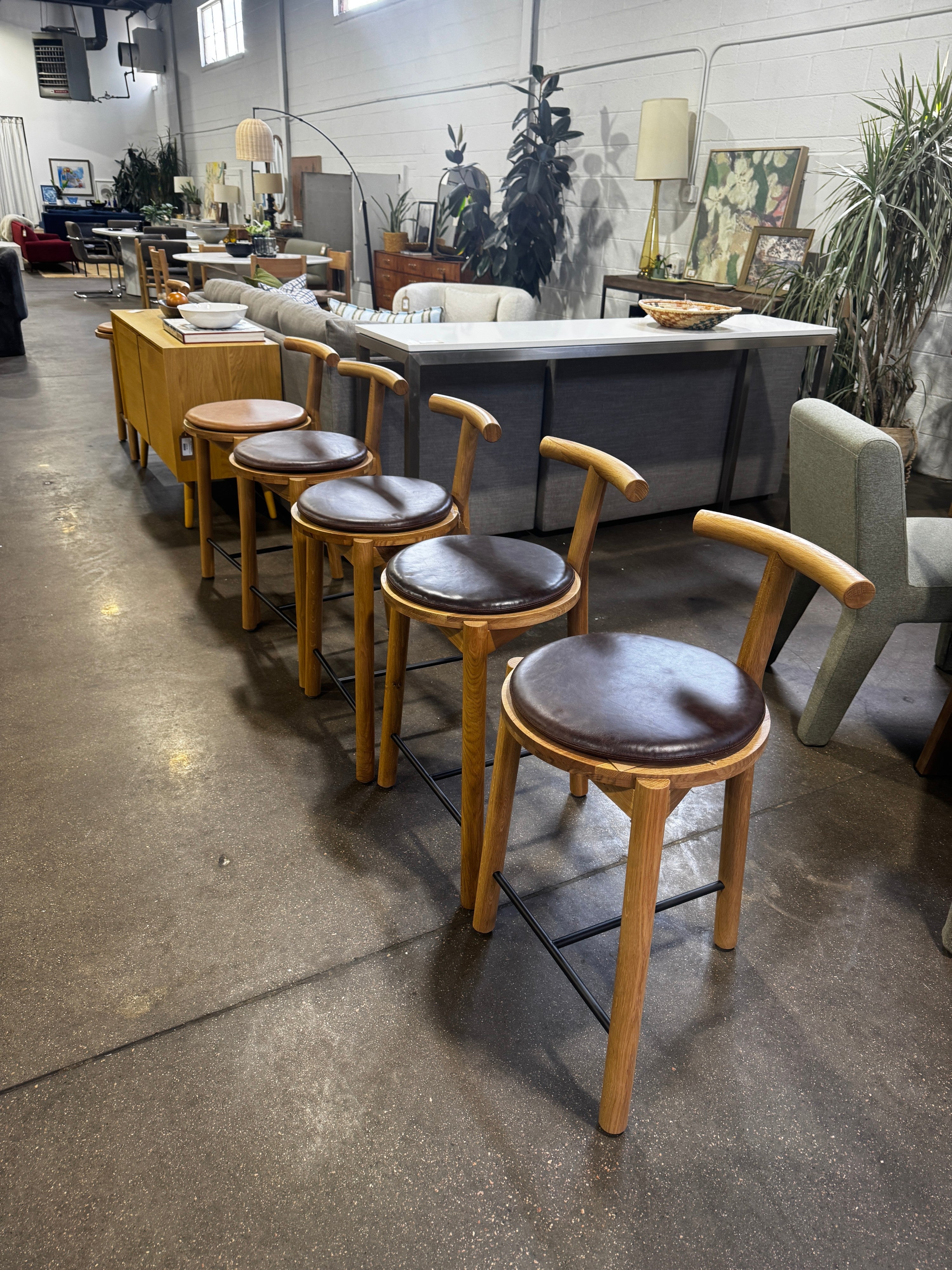 Denver Modern Range Counter Stool Maple Leather - Image 4