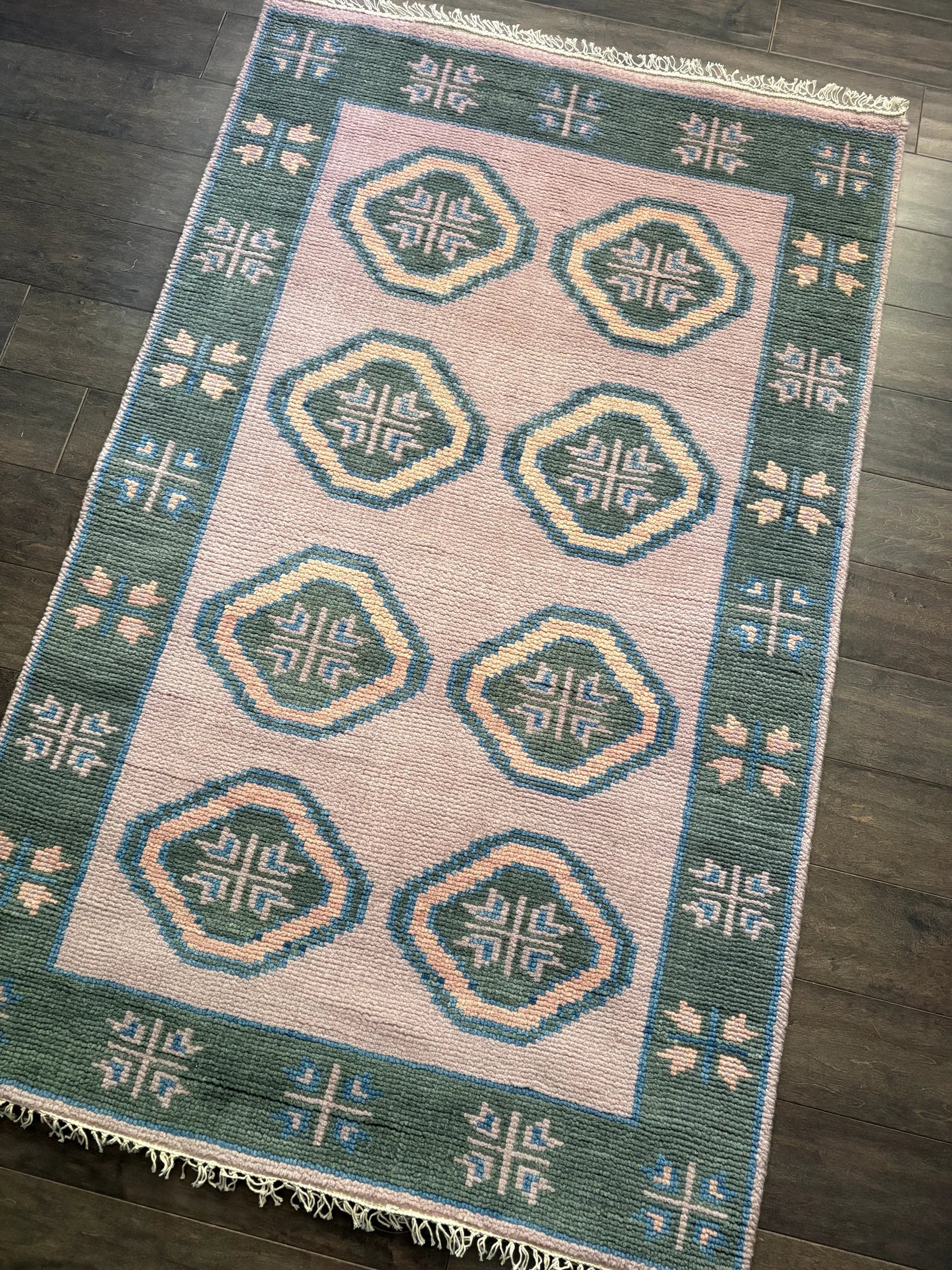 Golden Gal Rugs: Rug #223 - 4’11” x 3’1” - Image 2