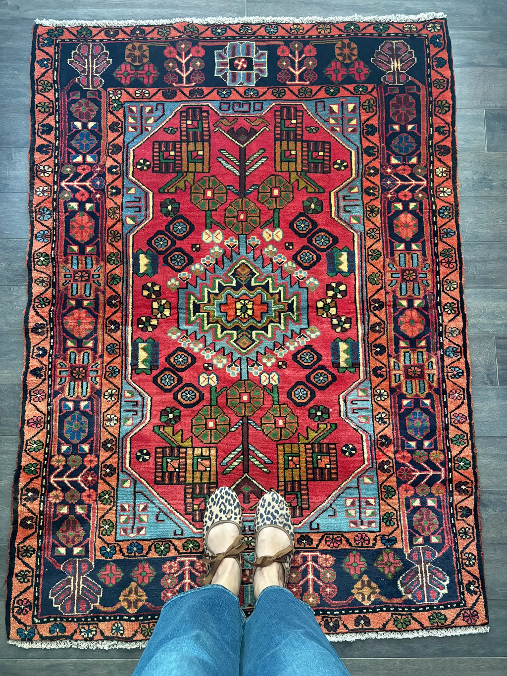 Golden Gal Rugs: Vintage Rug #222 - 5’3” x 3’9” - Image 3