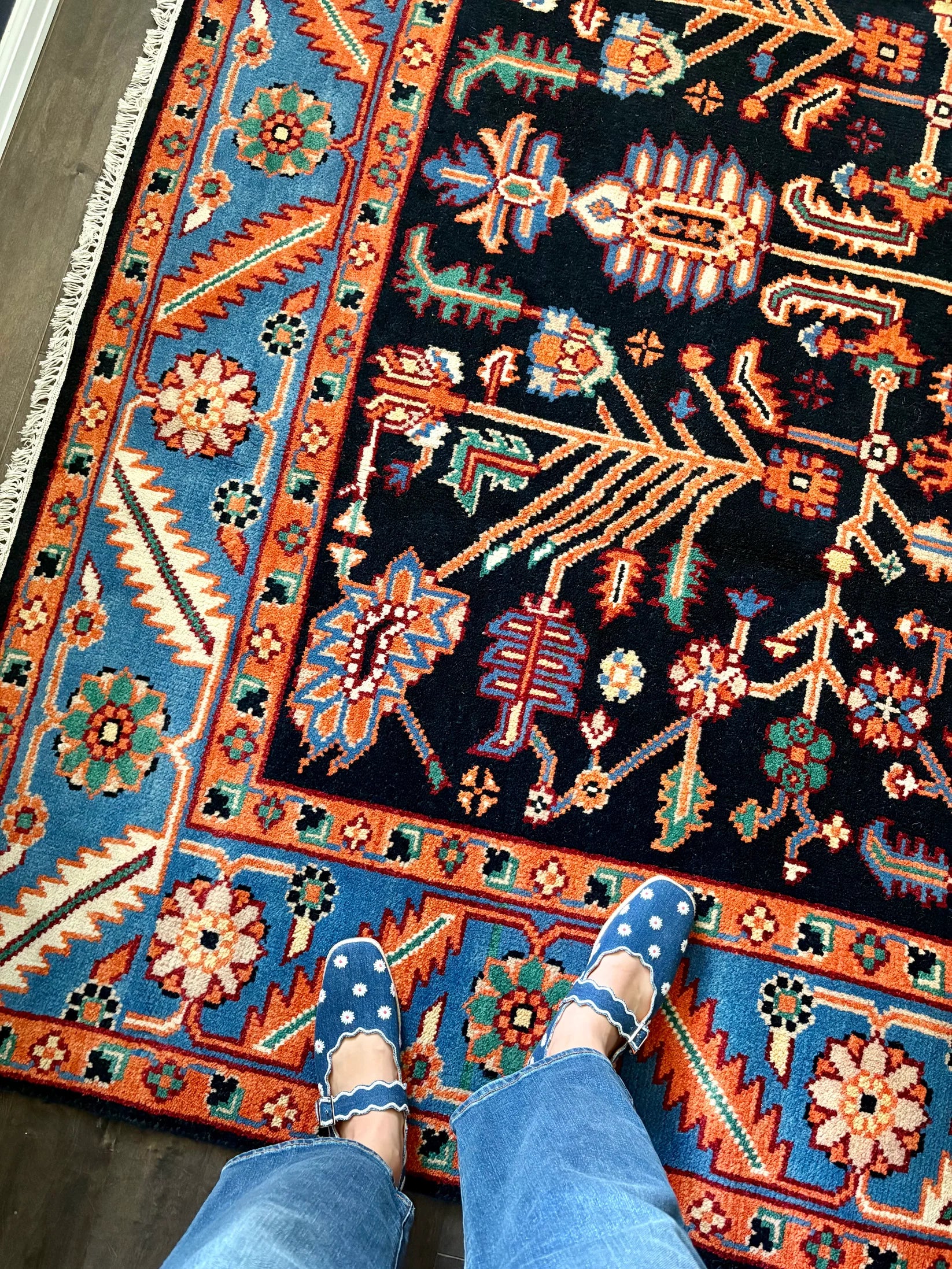 Golden Gal Rugs: Rug #230 - 10’1” x 8’0” - Image 3