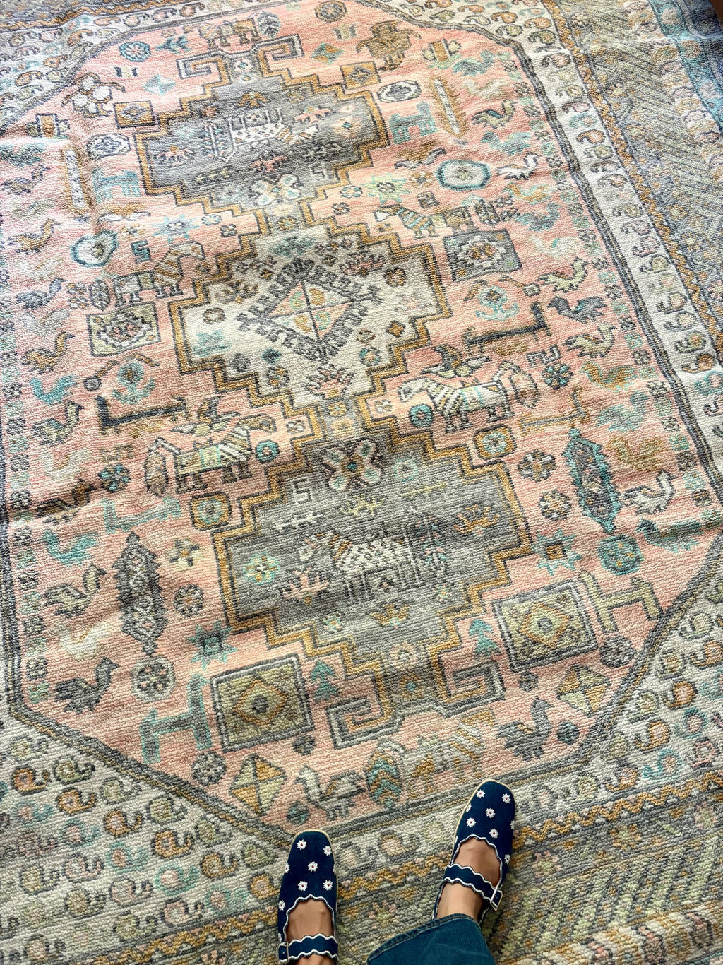 Golden Gal Rugs: Rug #231 - 9’10” x 8’0” - Image 1