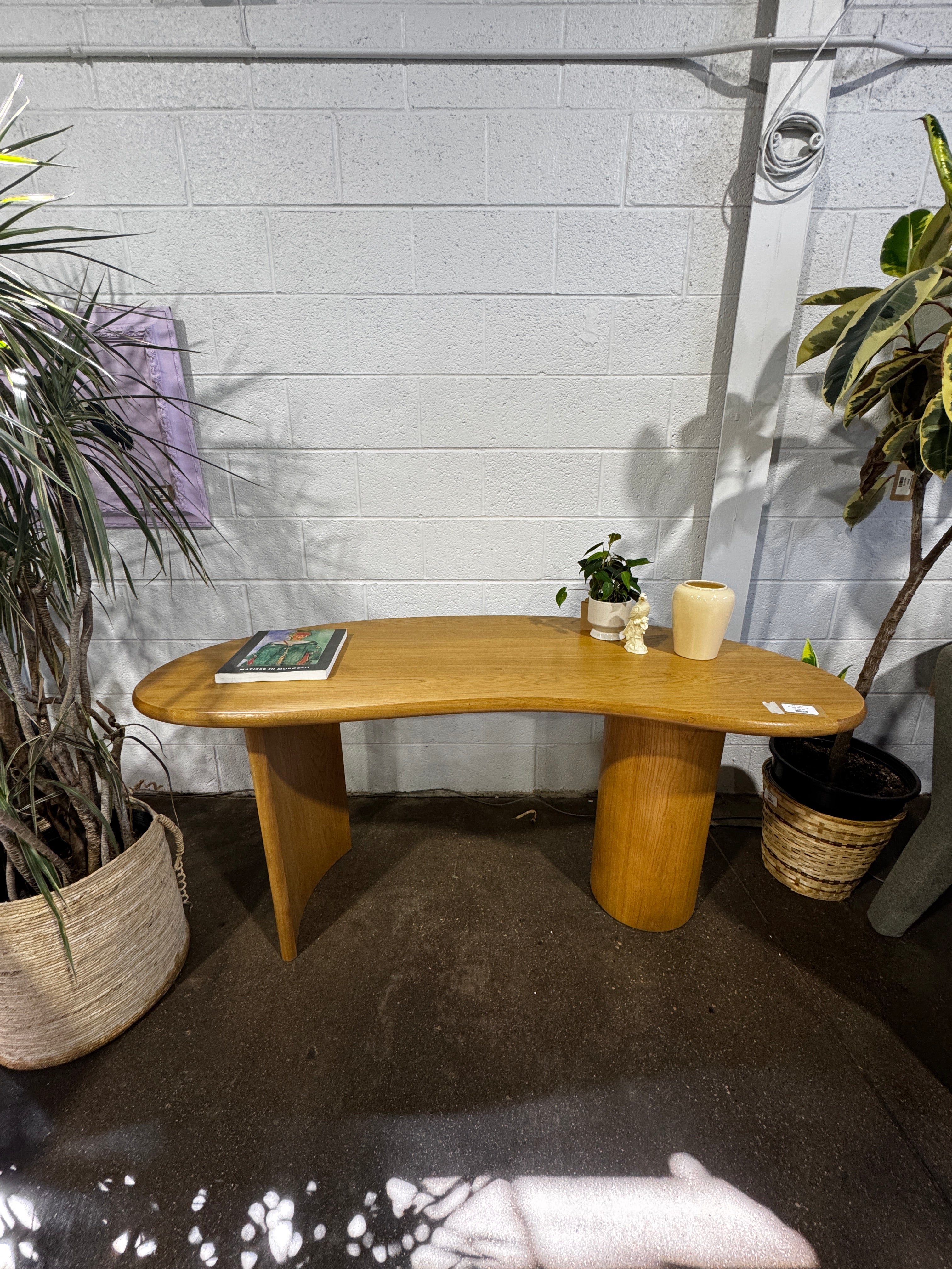 Castlery Posey Table 63" - Image 3