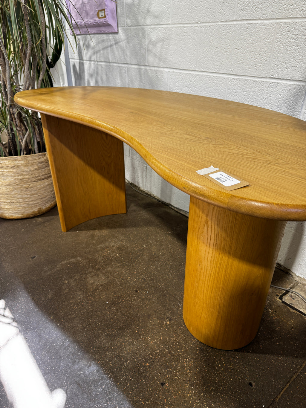 Castlery Posey Table 63" - Image 6