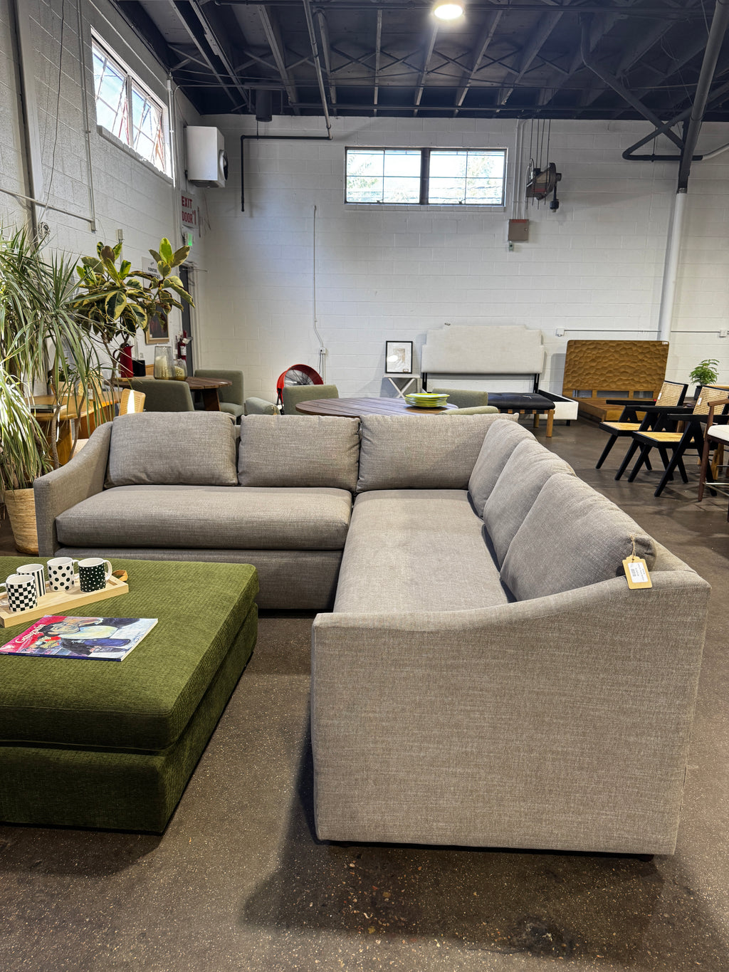 Article  Landry 91" Corner Sectional - Image 4