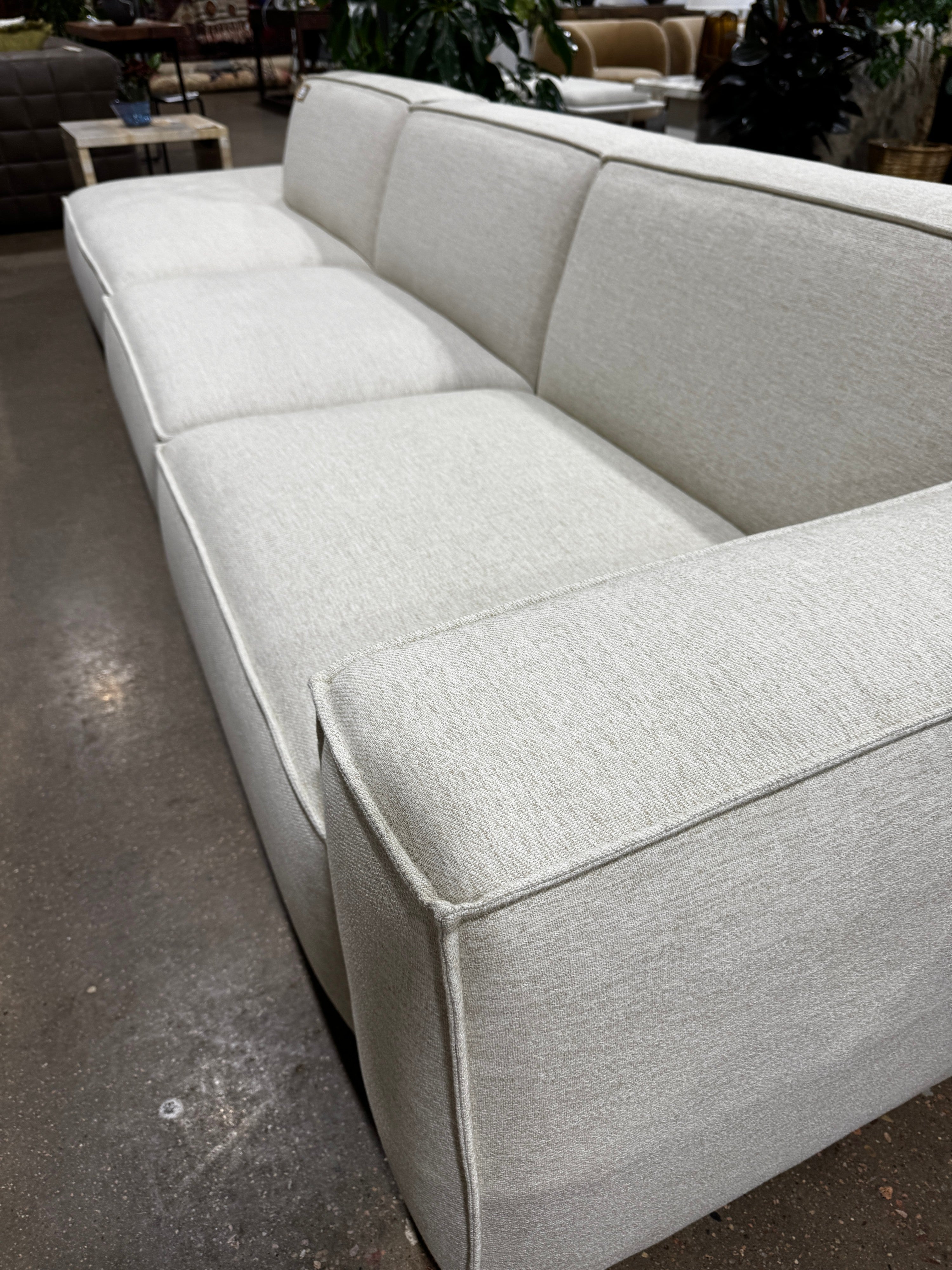 Castlery Jonathan Extended Side Chaise - Image 3