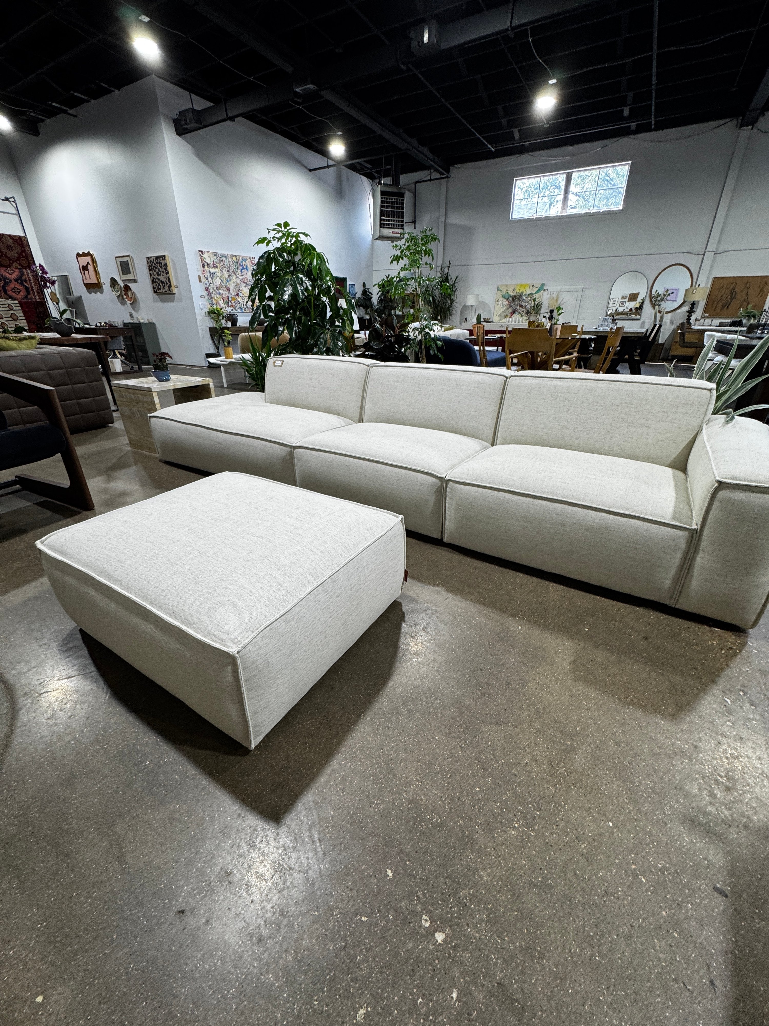 Castlery Jonathan Extended Side Chaise - Image 4