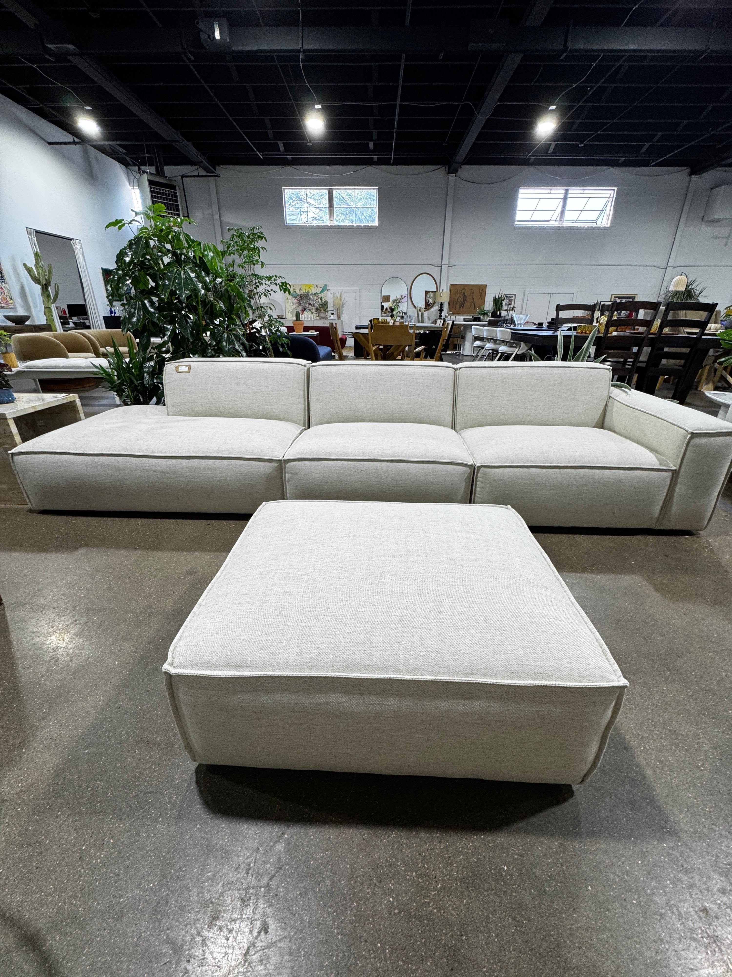 Castlery Jonathan Extended Side Chaise - Image 5