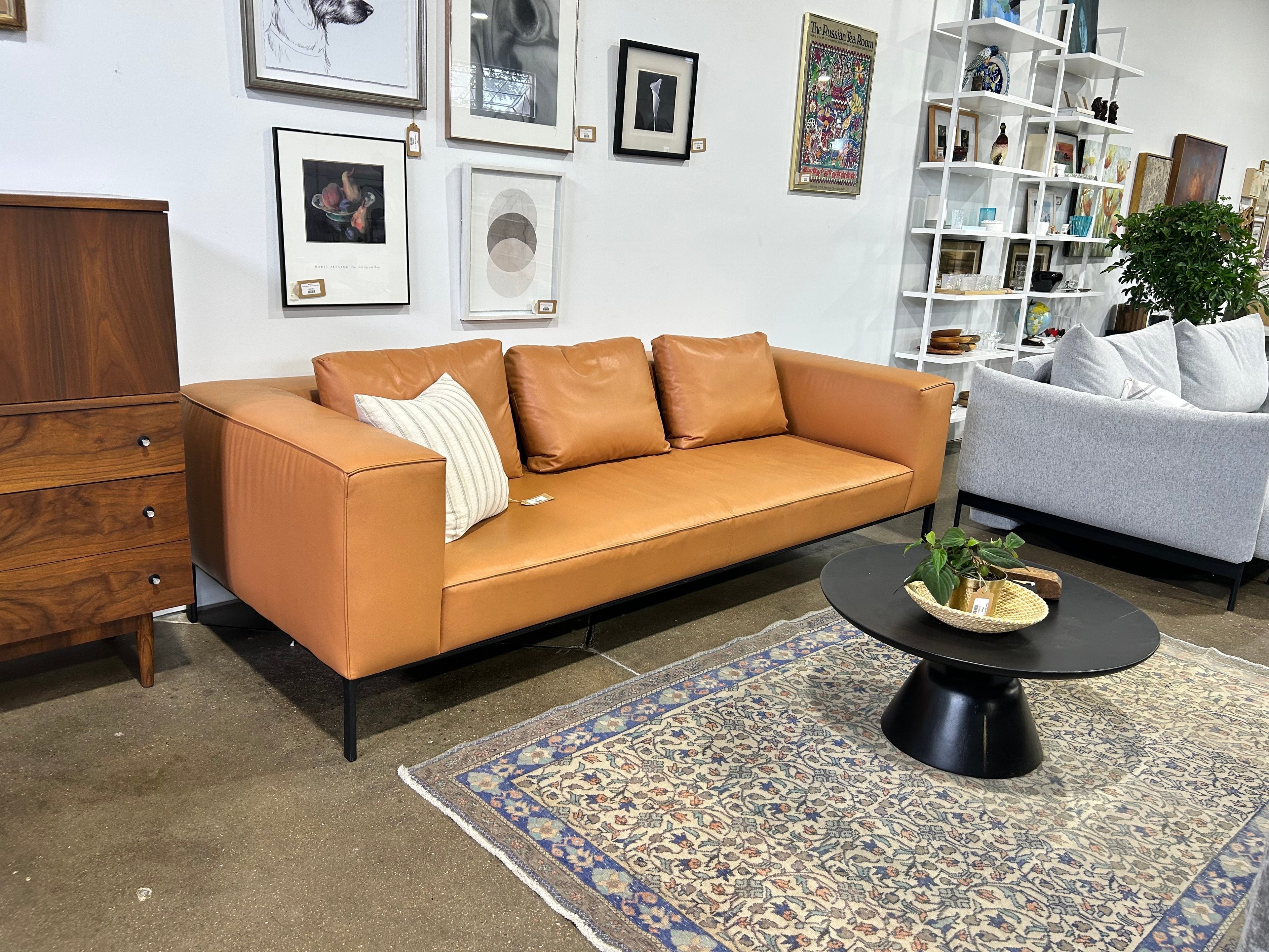 Andreu World Raglan Home 3 Seater Sofa - Image 4