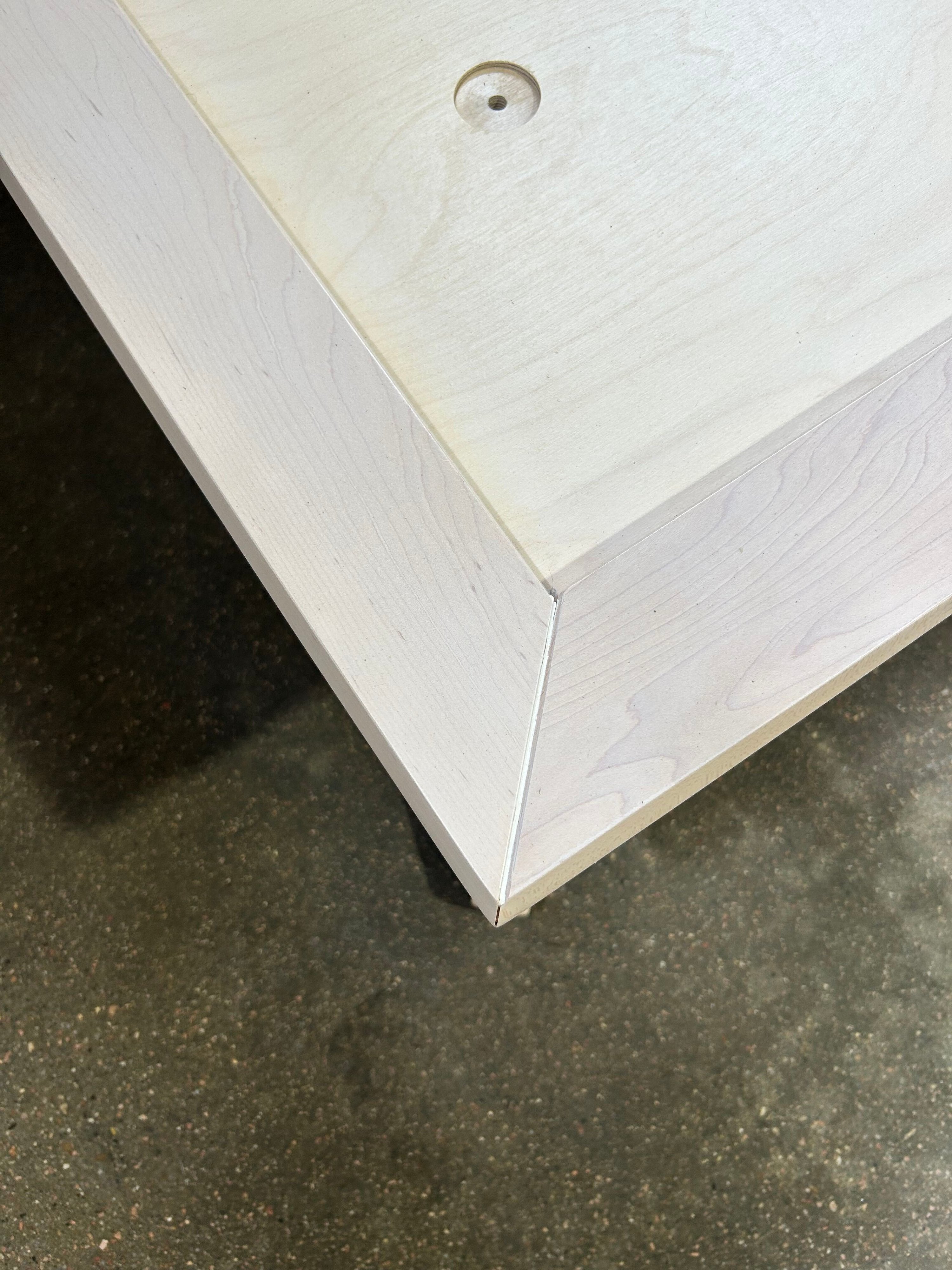 Copeland Astrid King Bed  w/ Headboard - Image 3