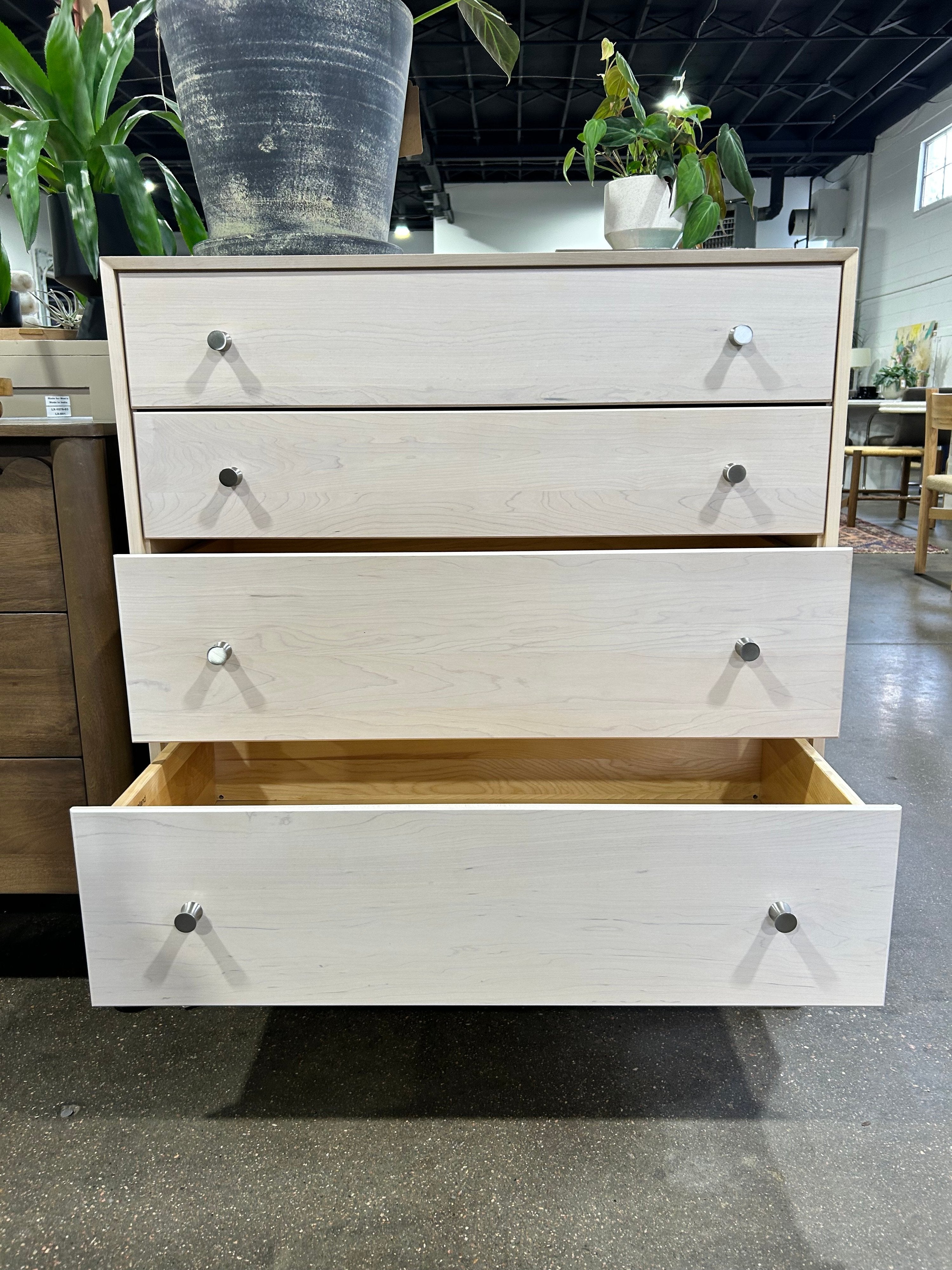 Copeland Furniture Astrid 4-Drawer Dresser - Image 3