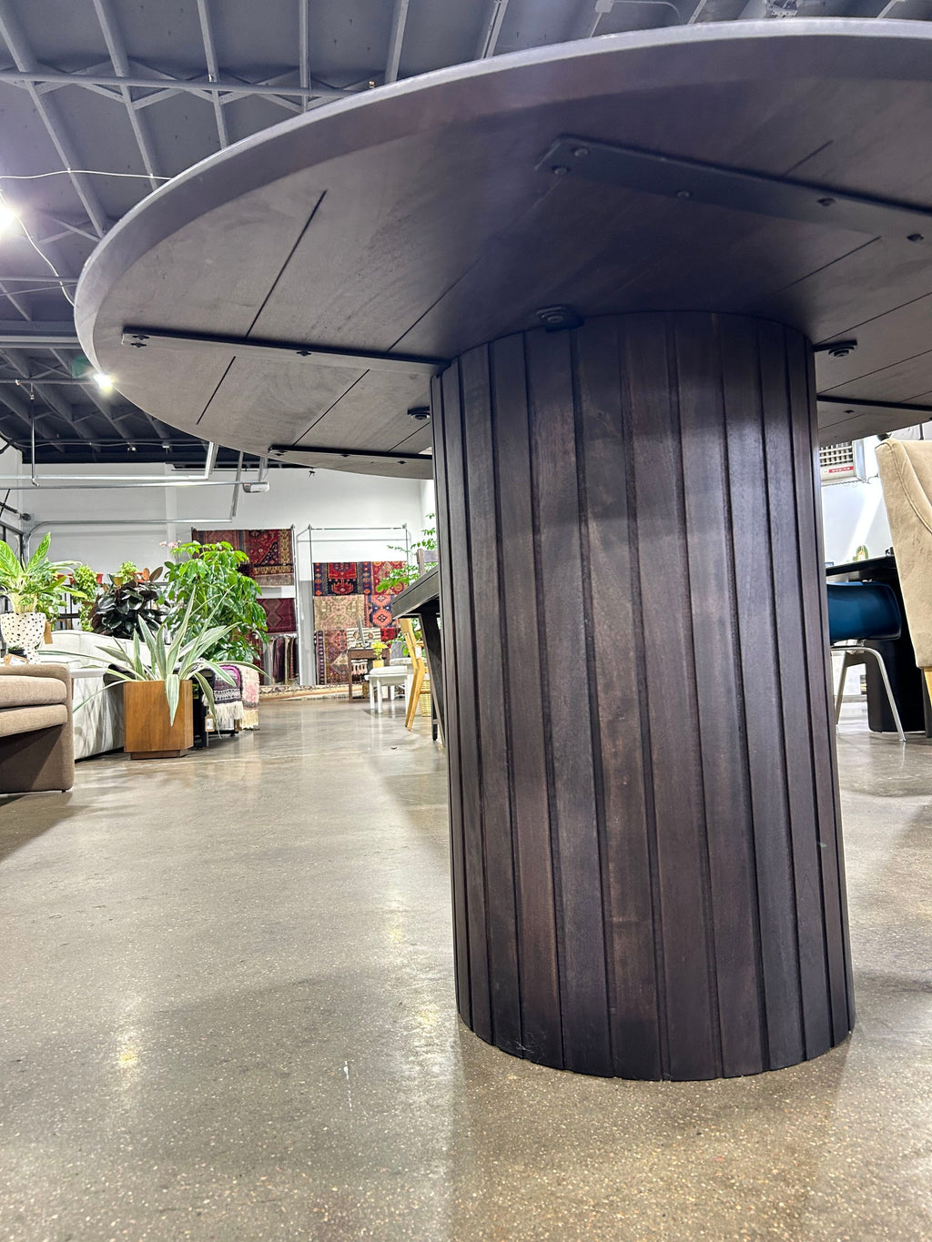 Moe's Home Collection Povera Round Dining Table - Image 4