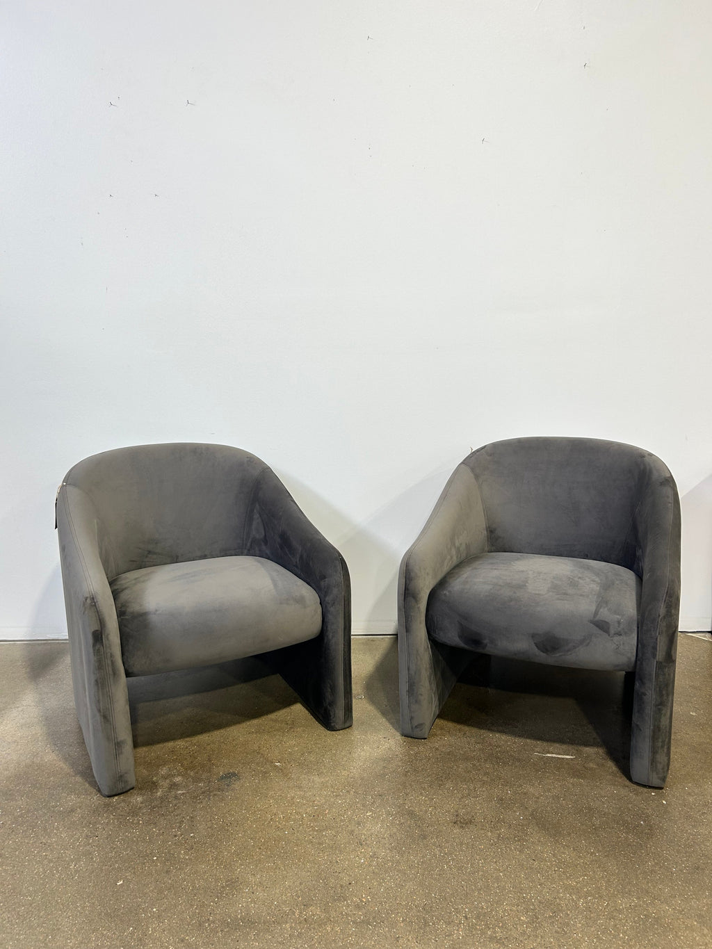 Create Comfort Upholstered Oversized Dining Chairs (6 available) - Image 1