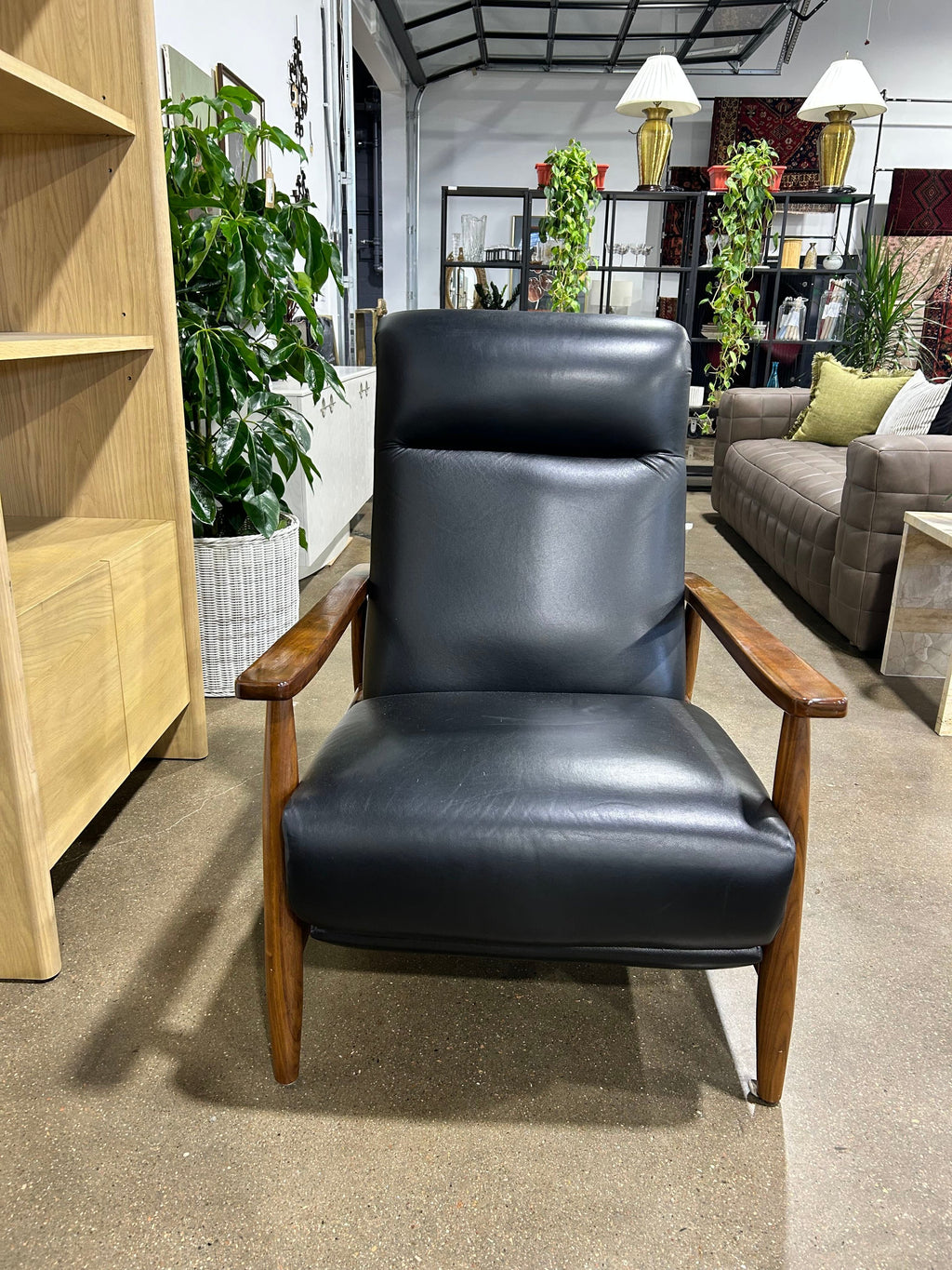 Black Leather Recliner - Image 3