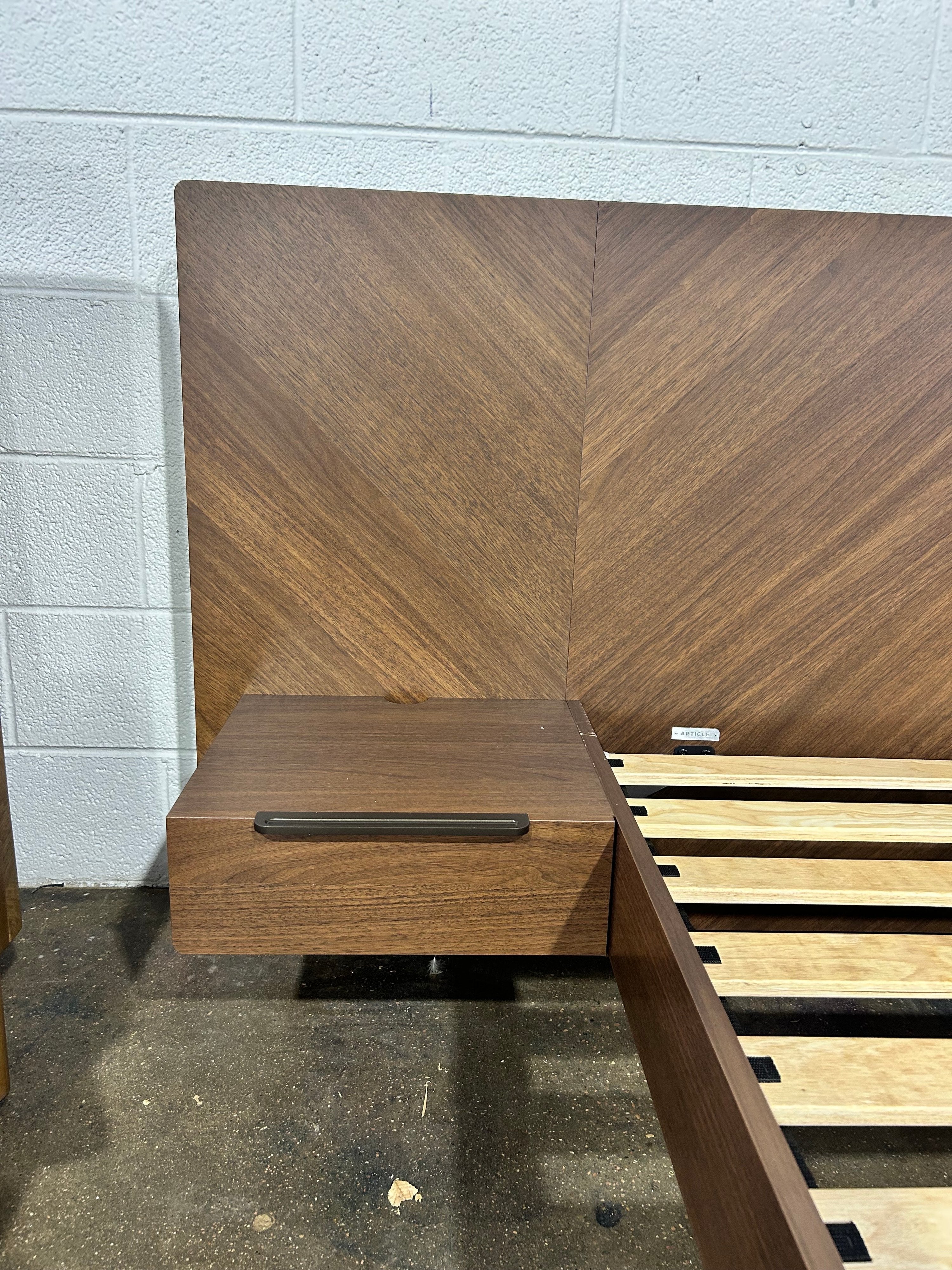 Nera Queen Bed & Nightstands, Walnut - Image 2
