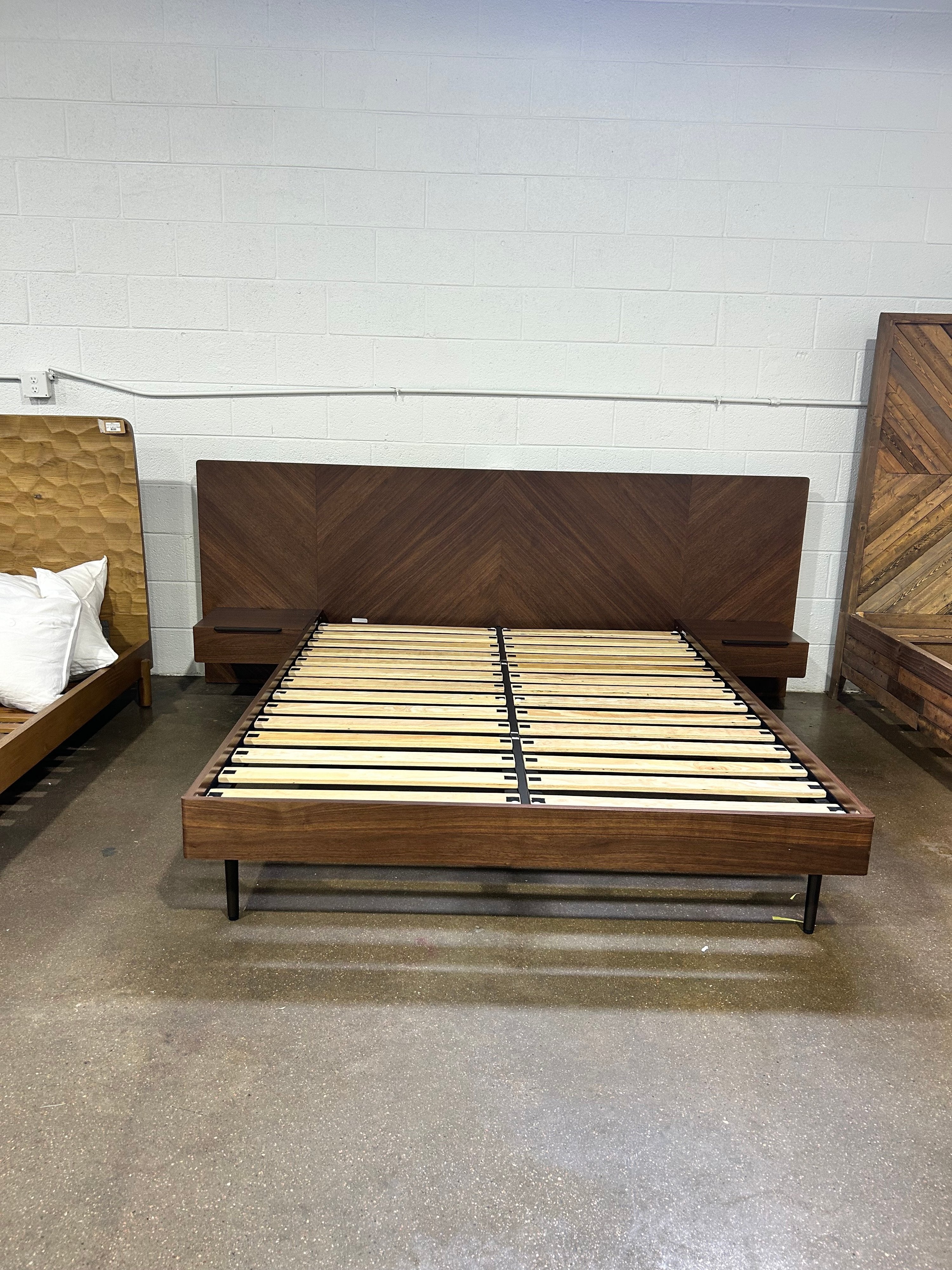 Nera Queen Bed & Nightstands, Walnut - Image 4
