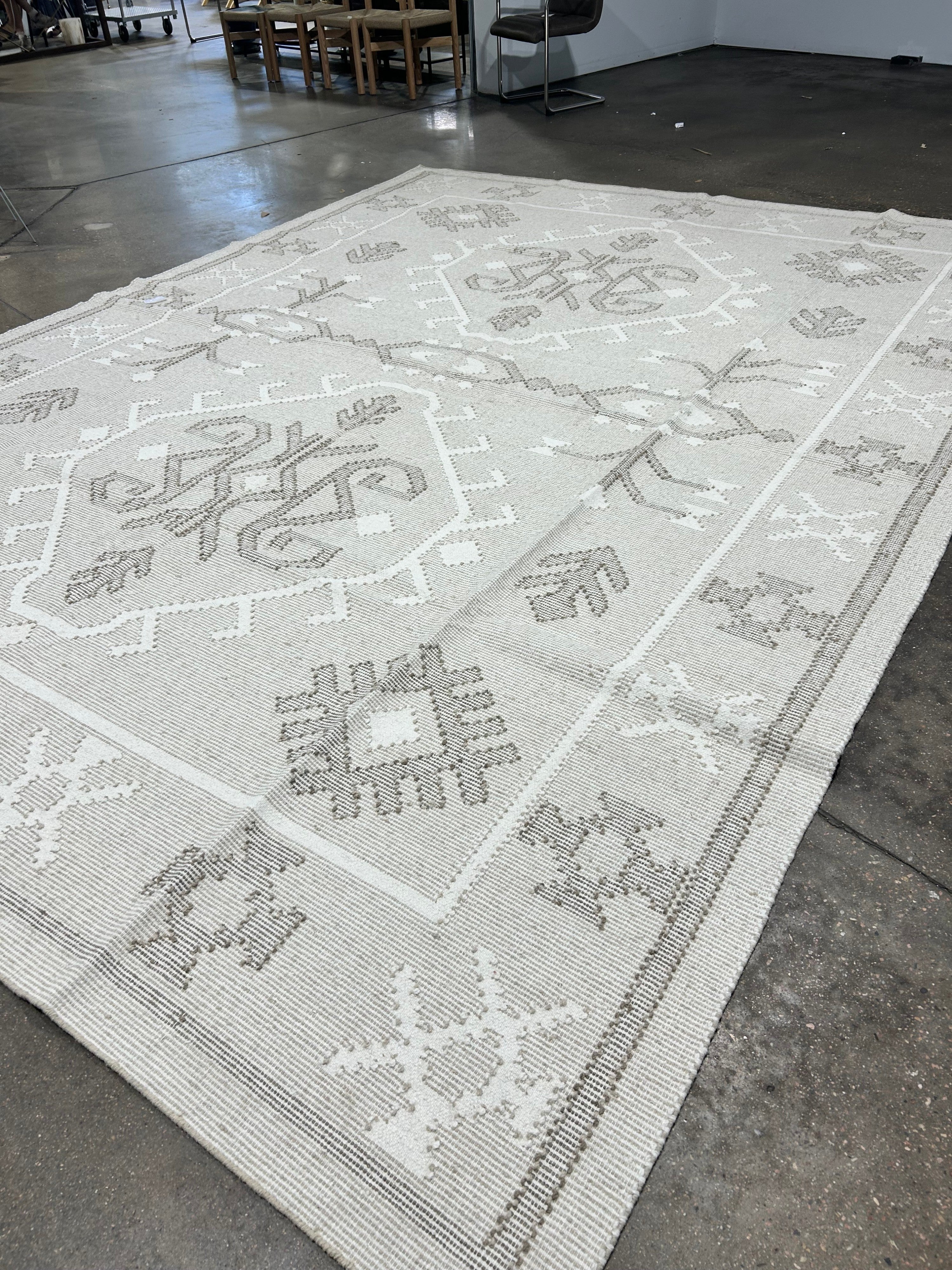 Nehal Handwoven Rug 10'x14' - Image 1