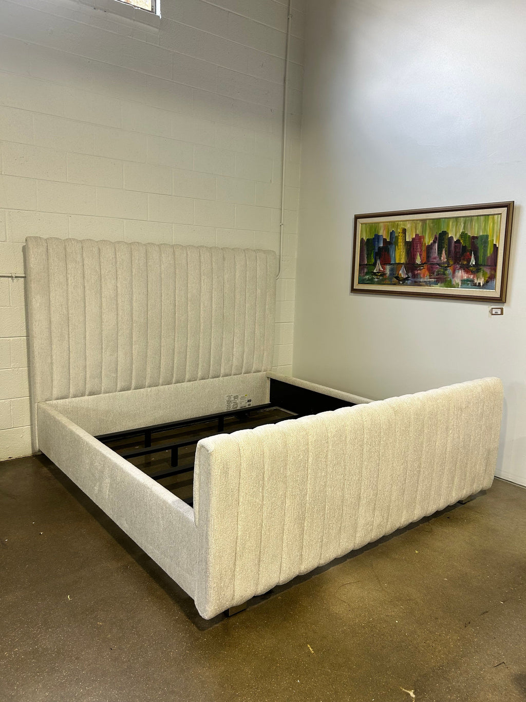 Silhouette King Panel Bed - Image 3