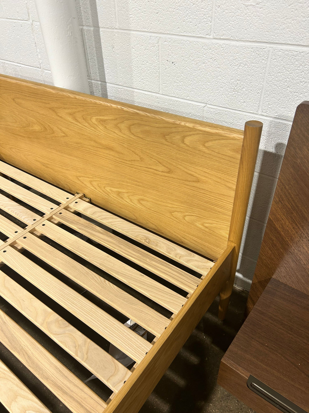 Cove Bed- Queen - Image 7