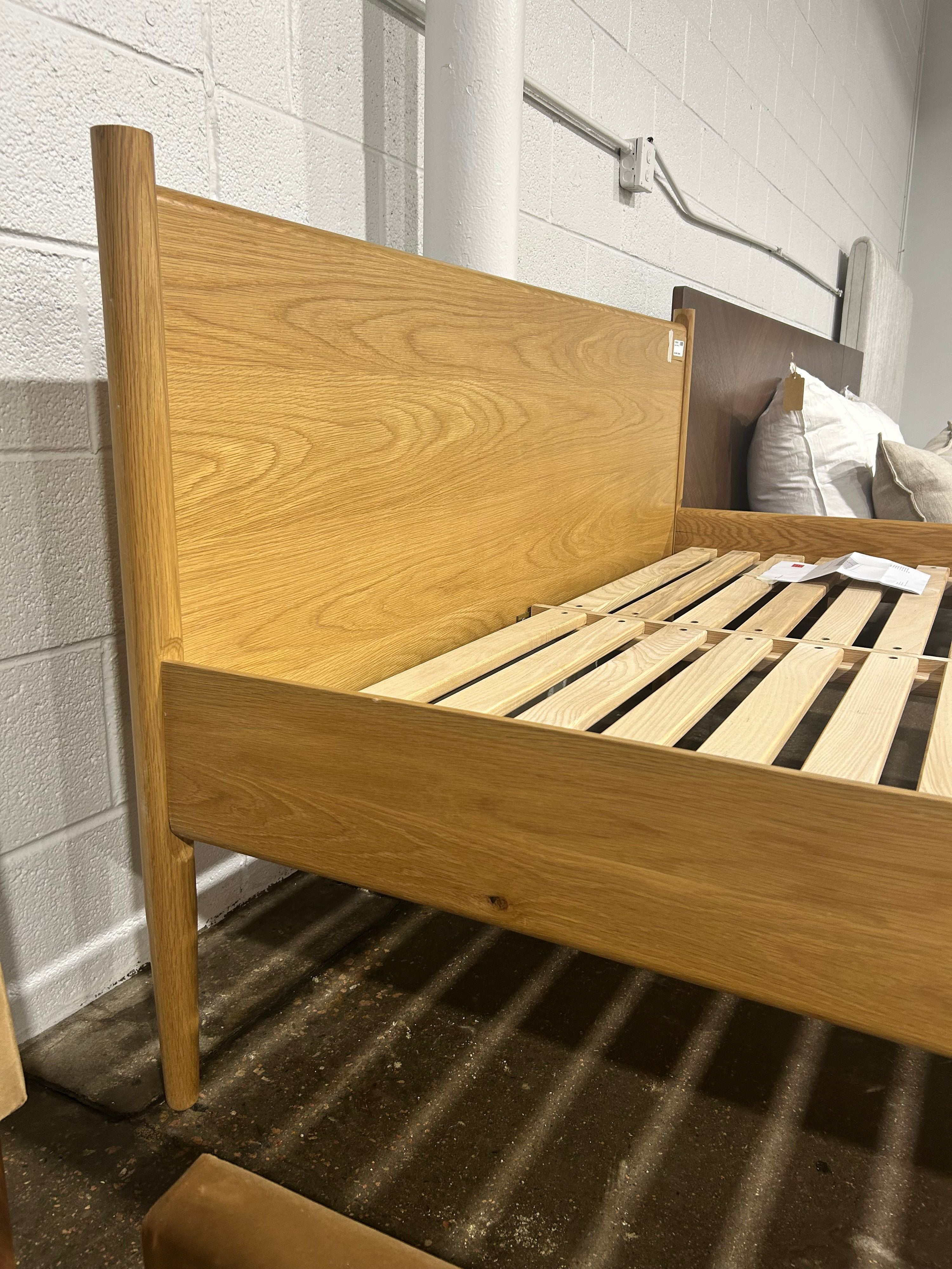 Cove Bed- Queen - Image 2