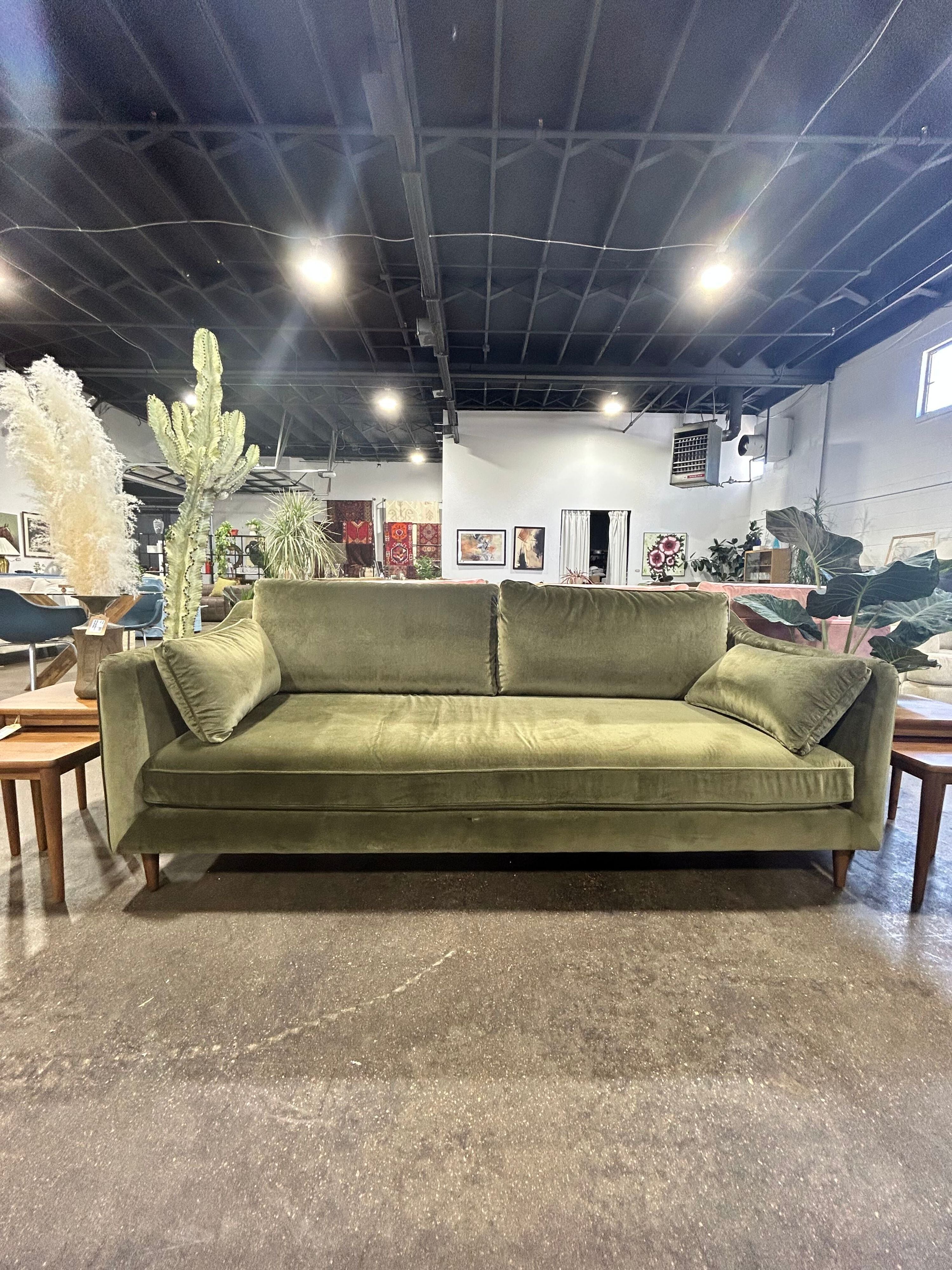 Caitlin Sofa - Green - Image 2