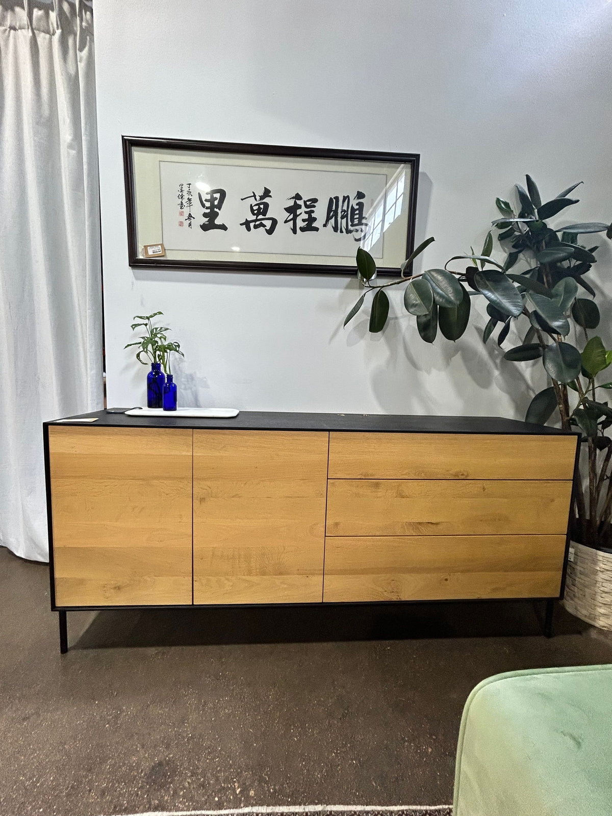 Blackbird Sideboard - Image 2