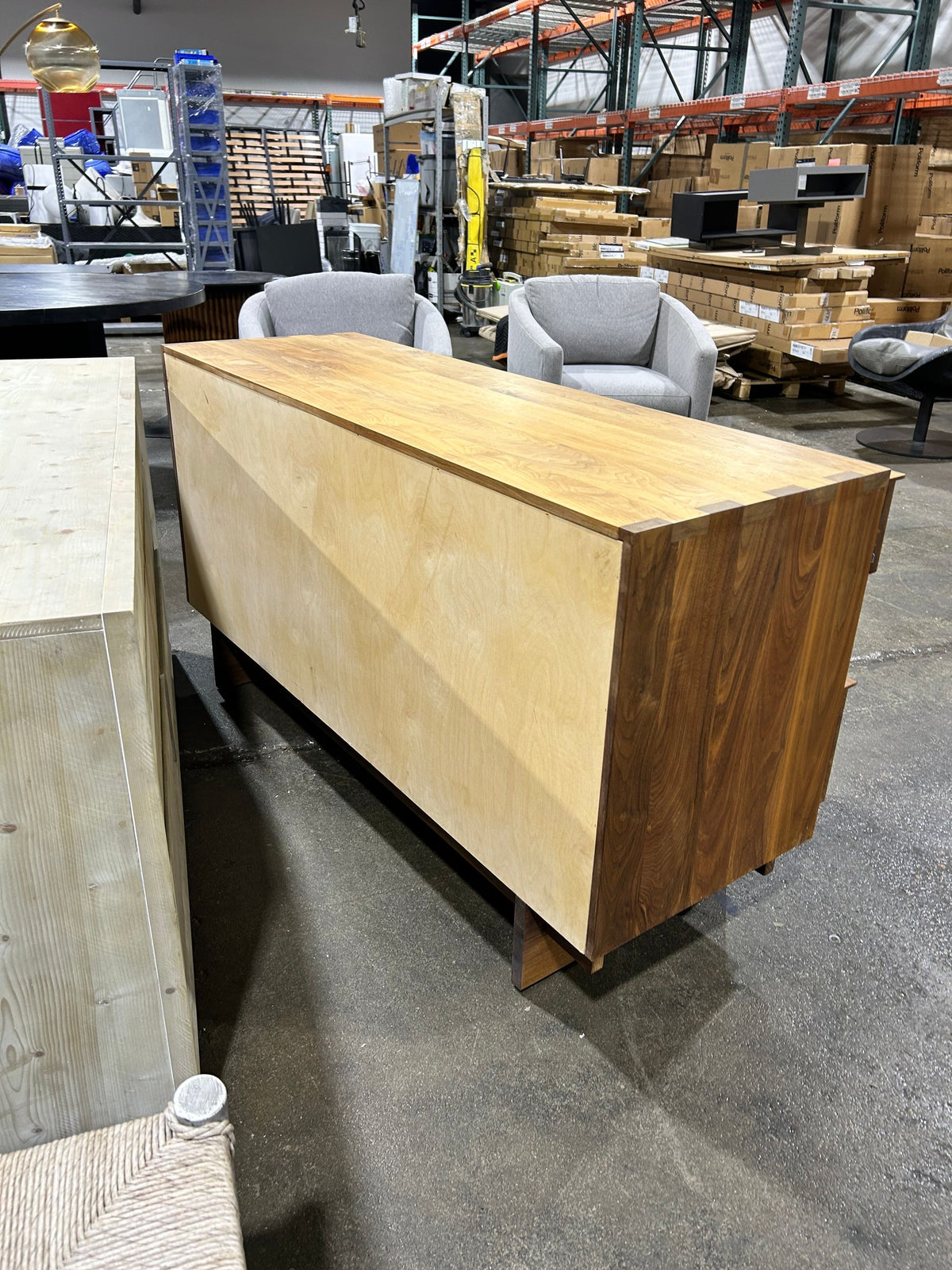 Anton Six Drawer Dresser in Walnut - Image 7