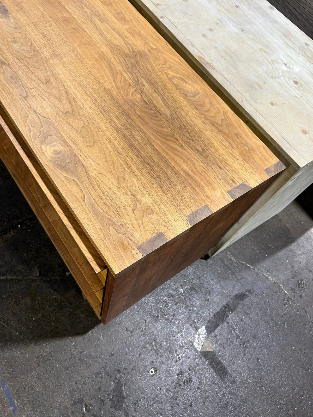Anton Six Drawer Dresser in Walnut - Image 5