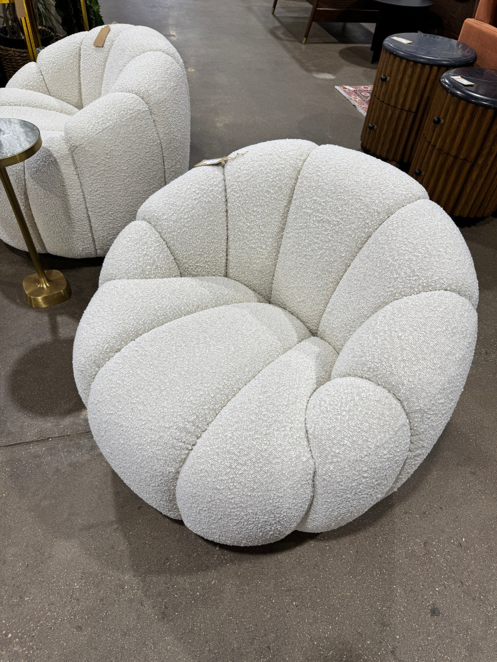 Garrett Chair - Boucle - Image 4