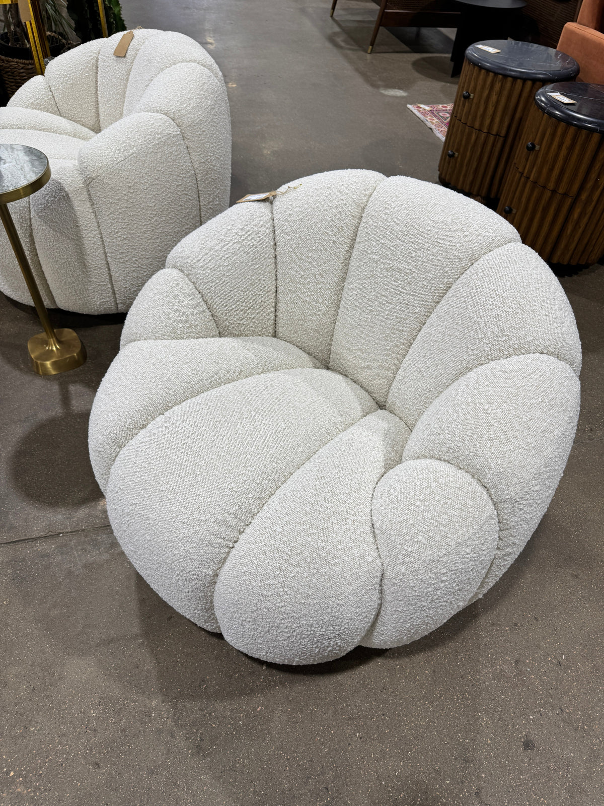 Garrett Chair - Boucle - Image 4