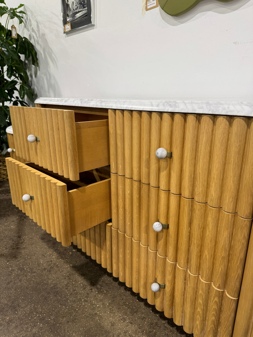 Carlisle 6-Drawer Dresser - Image 5