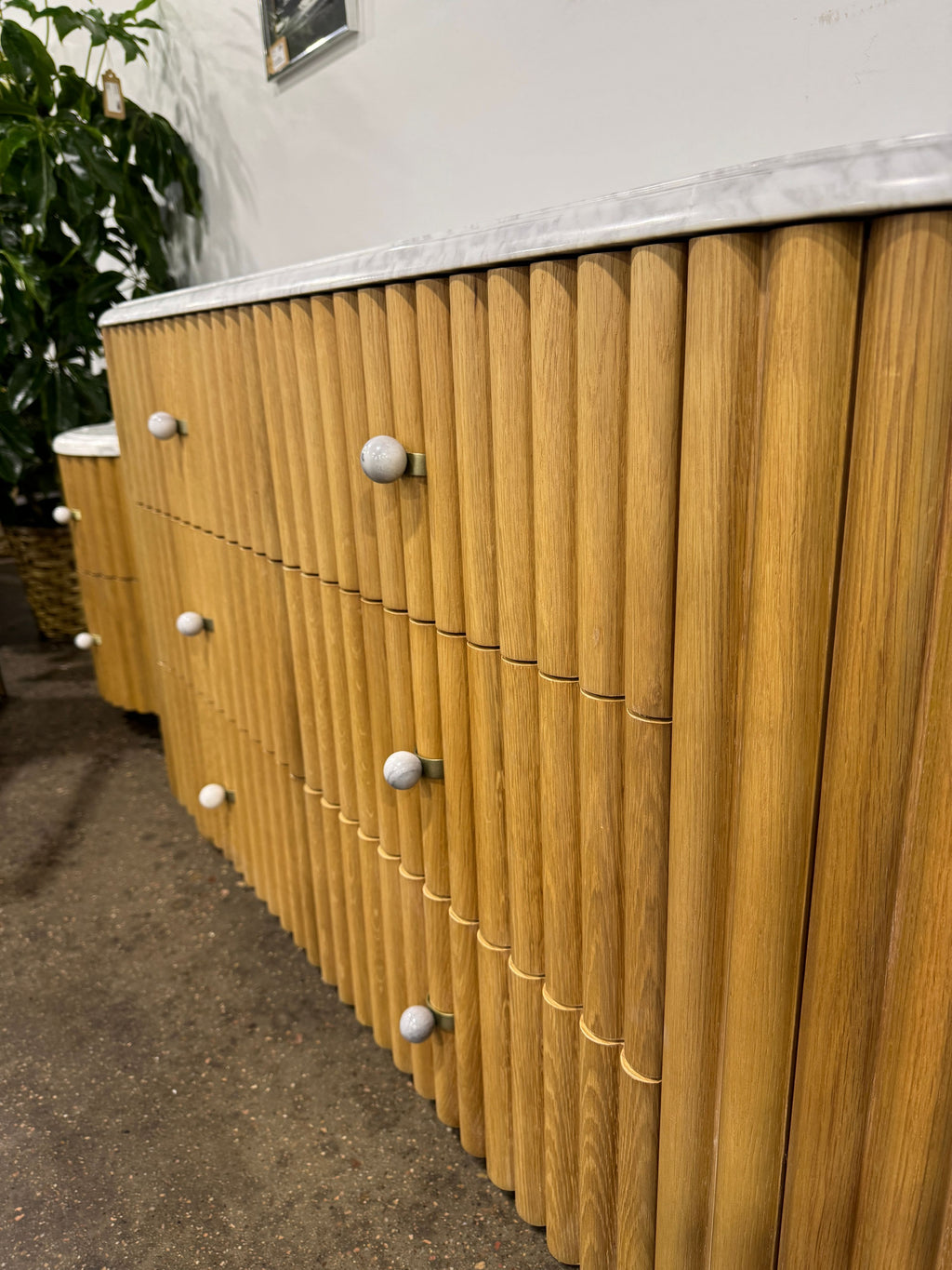 Carlisle 6-Drawer Dresser - Image 4