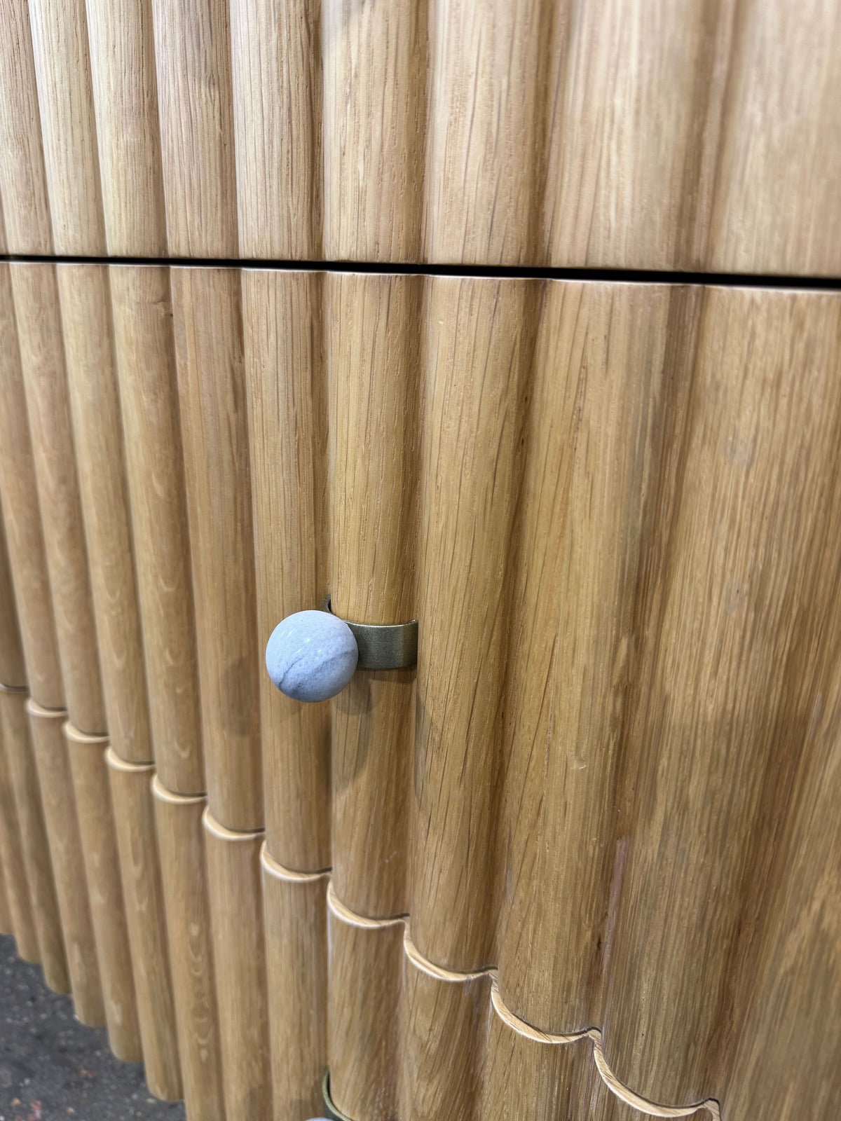 Carlisle 6-Drawer Dresser - Image 3