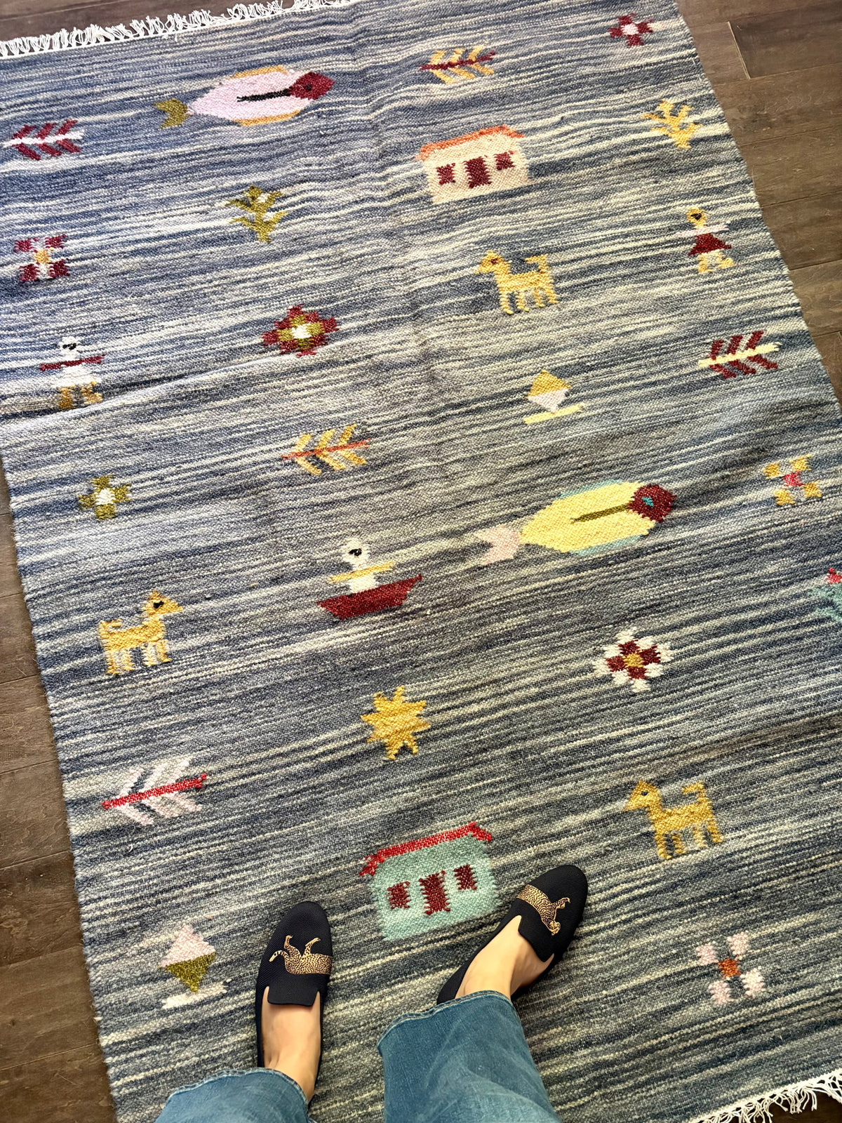 Golden Gal Rugs: Rug #262 - 6’2” x 4’3' - Image 1