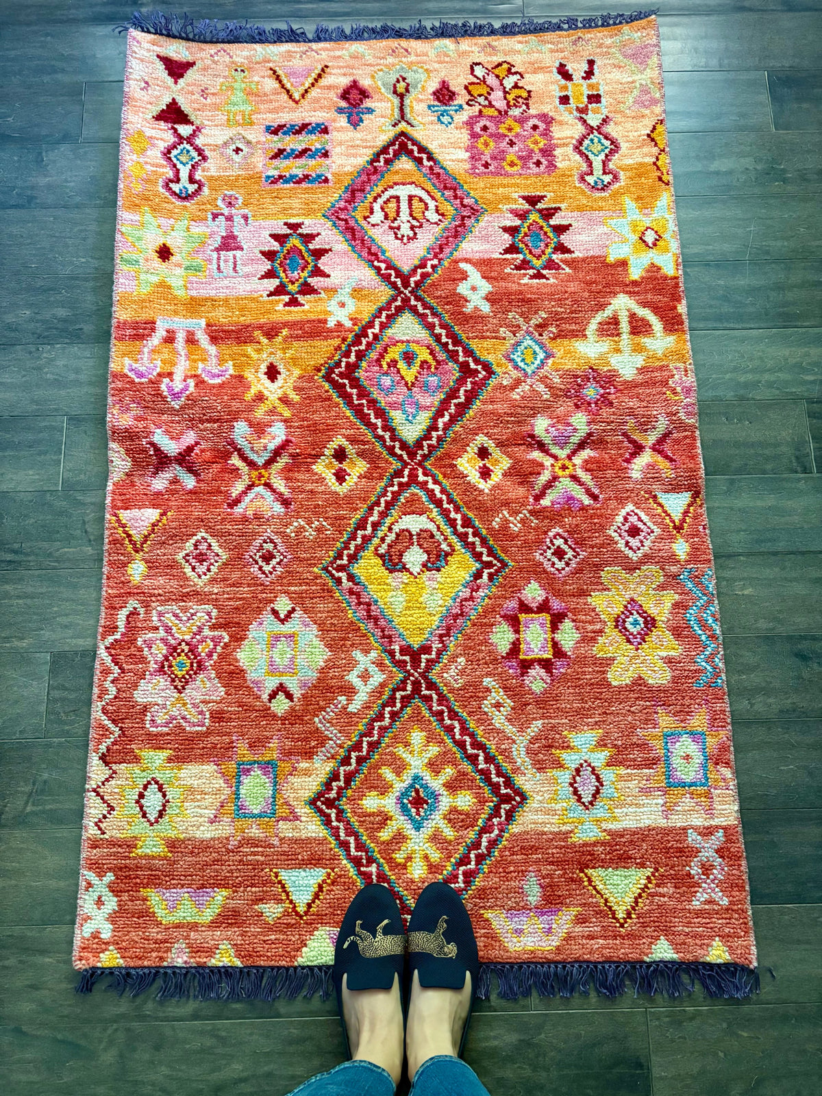 Golden Gal Rugs: Rug #263 - 5'2" x 3'1" - Image 4