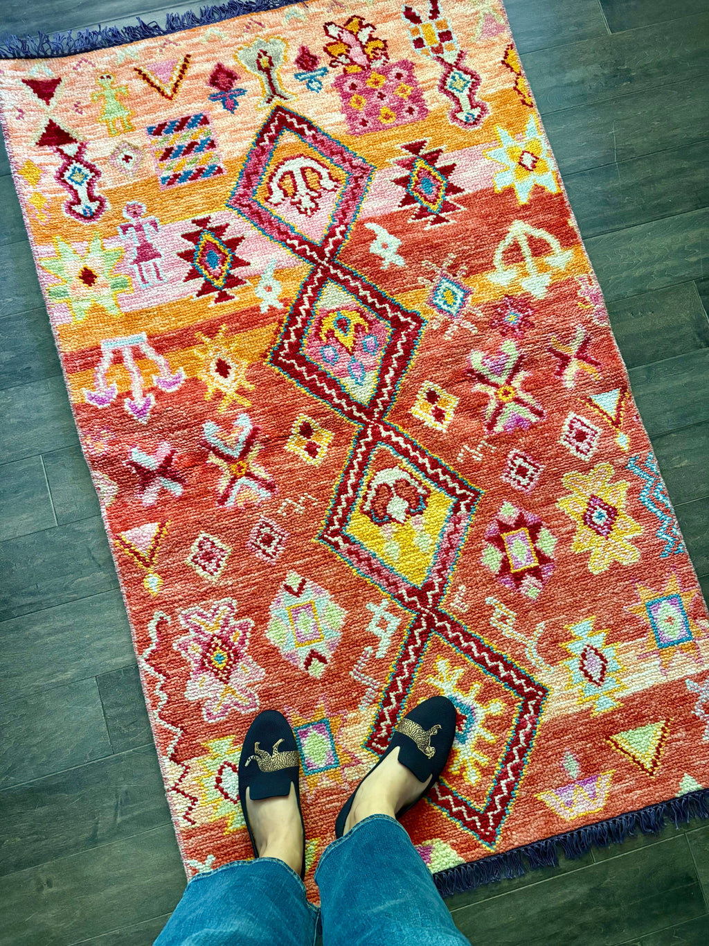 Golden Gal Rugs: Rug #263 - 5'2" x 3'1" - Image 1