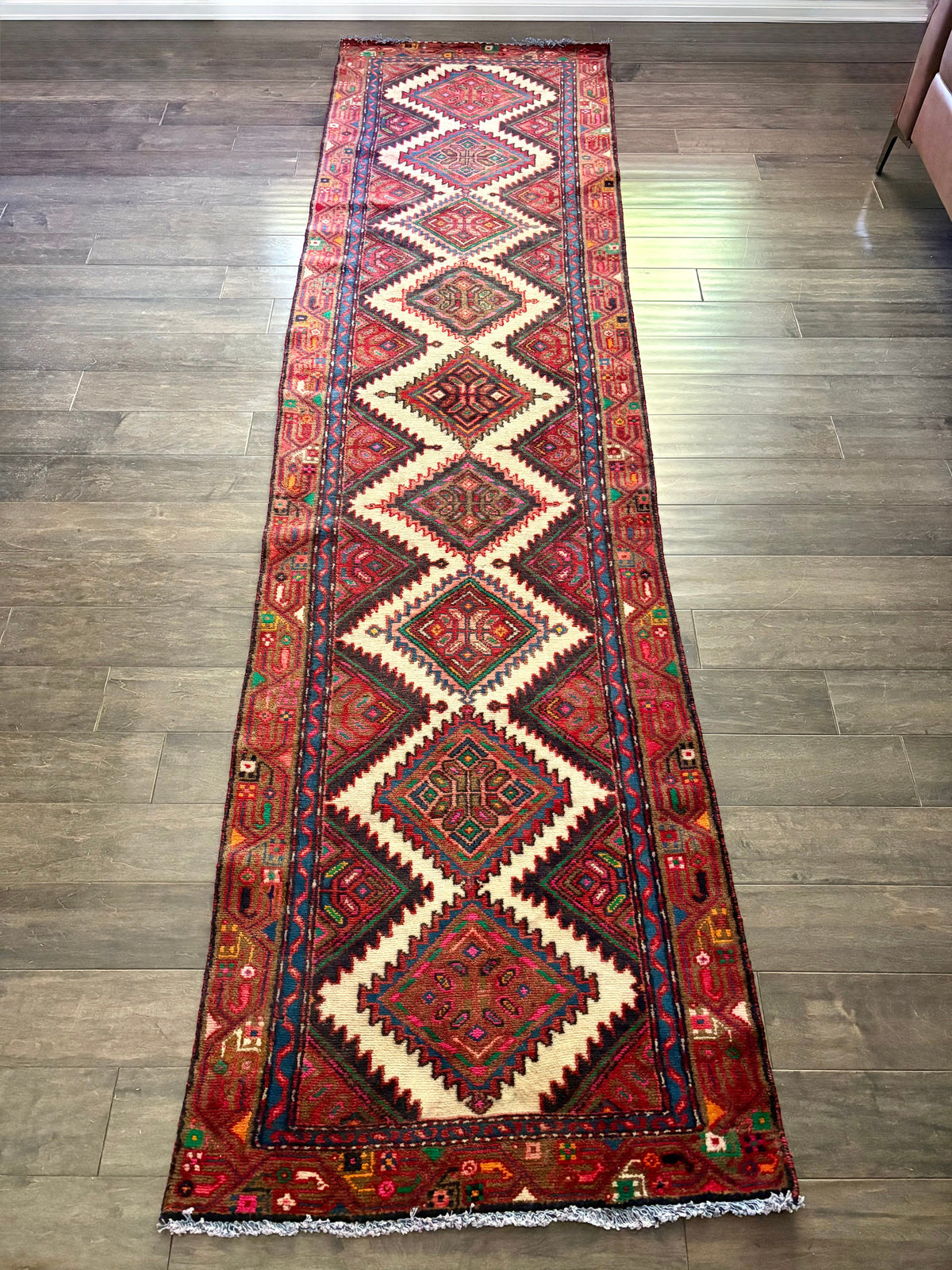 Golden Gal Rugs: Vintage Rug #264 - 9’10” x 2’7.5” - Image 3