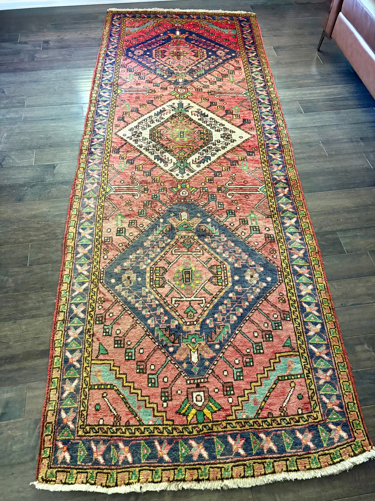 Golden Gal Rugs: Vintage Rug #265 - 10’3” x 3’9.5” - Image 3