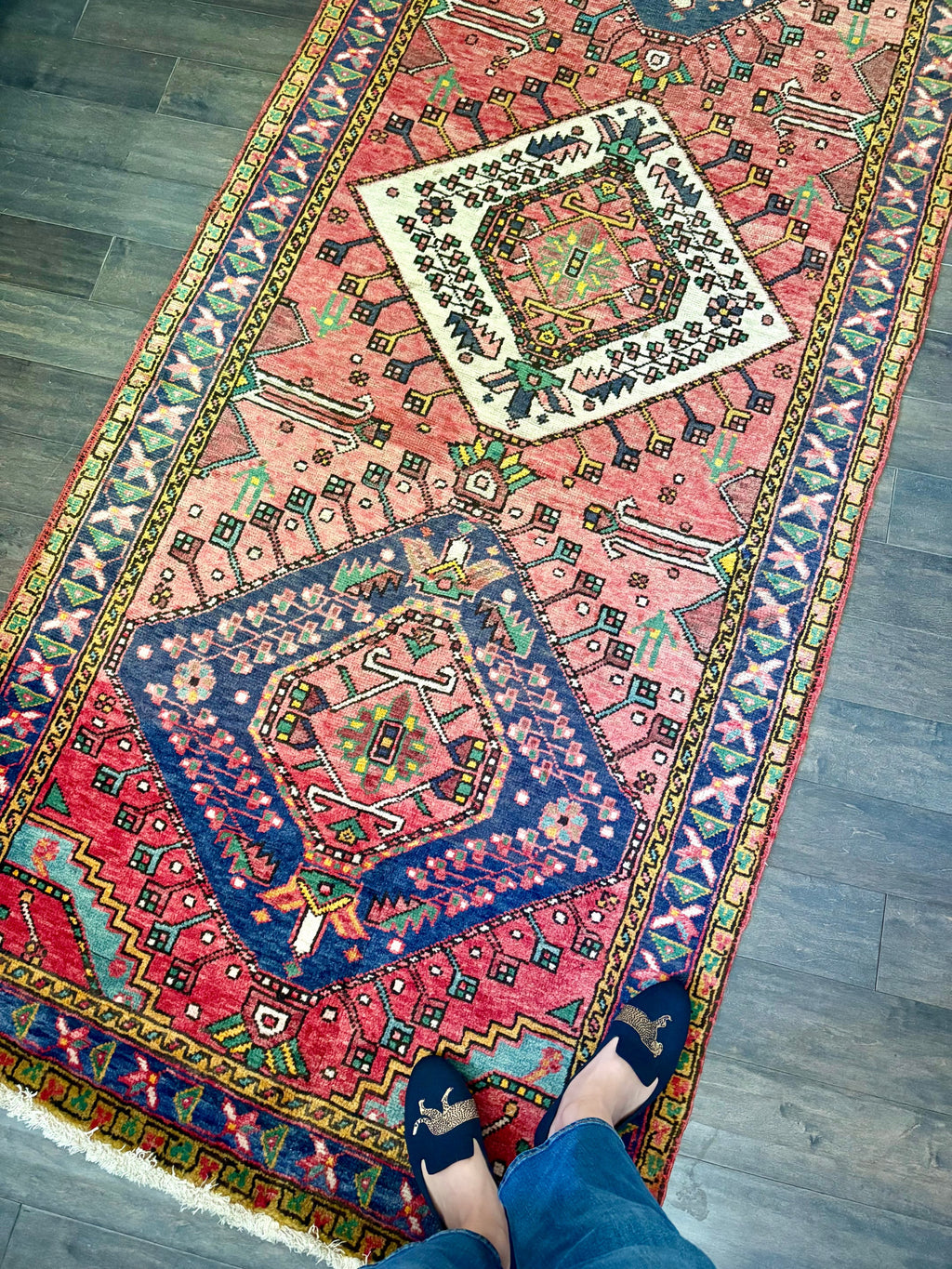 Golden Gal Rugs: Vintage Rug #265 - 10’3” x 3’9.5” - Image 5