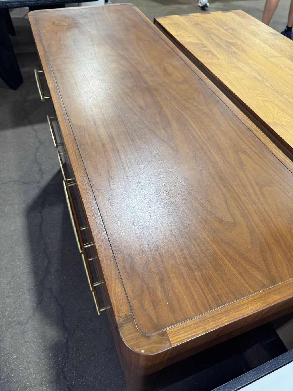 Colfax Dresser - Image 4