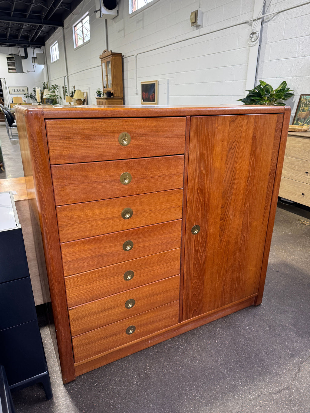 Teak Gentleman's Chest - Image 2