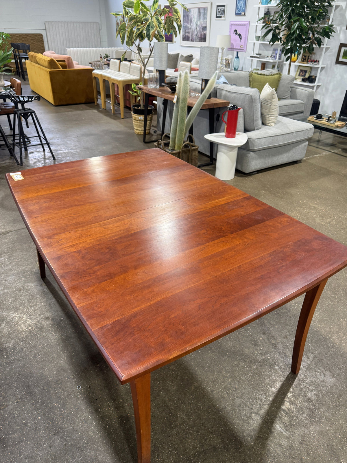 Extendable Dining Table - Image 4